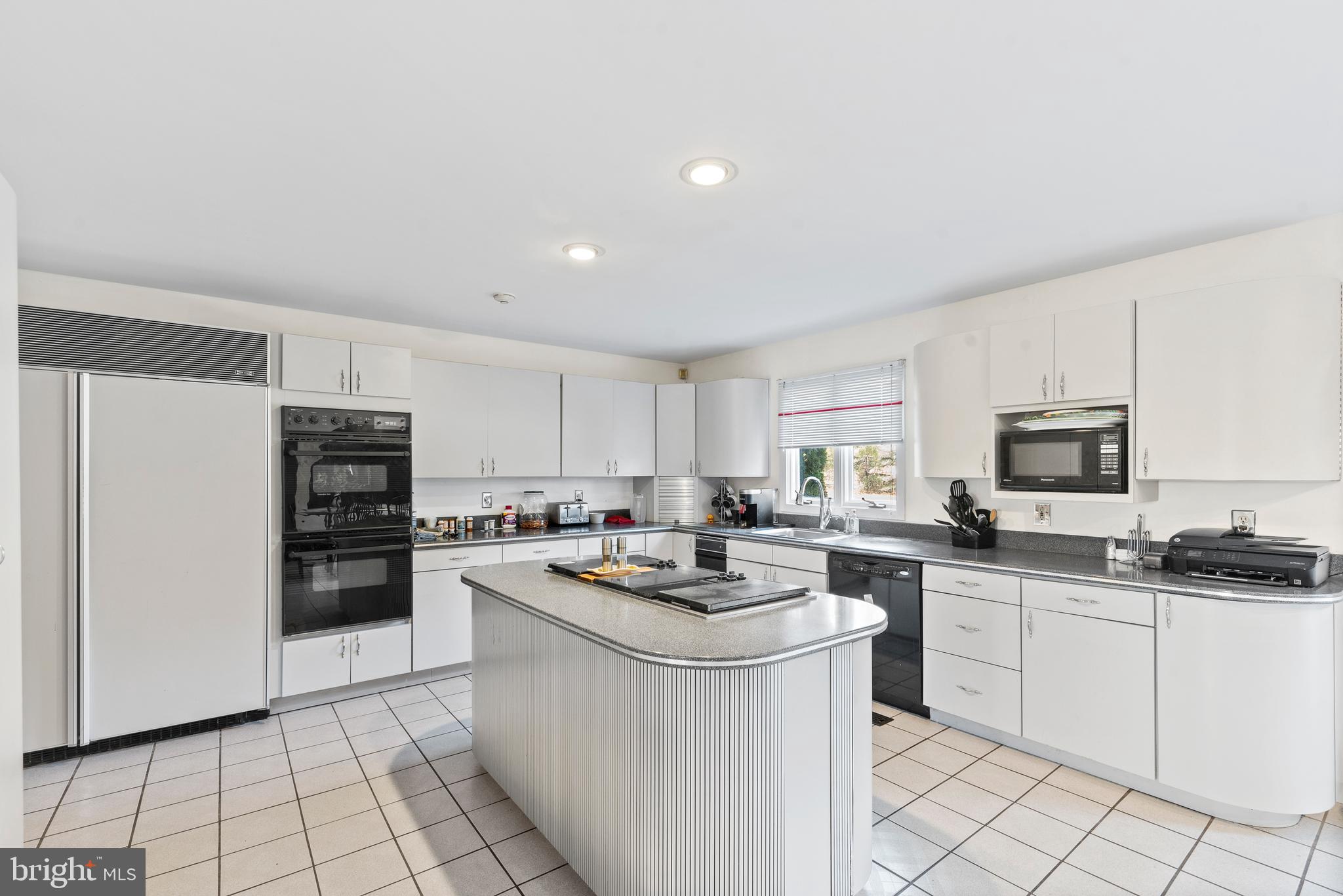 HIGHSPIRE - Residential