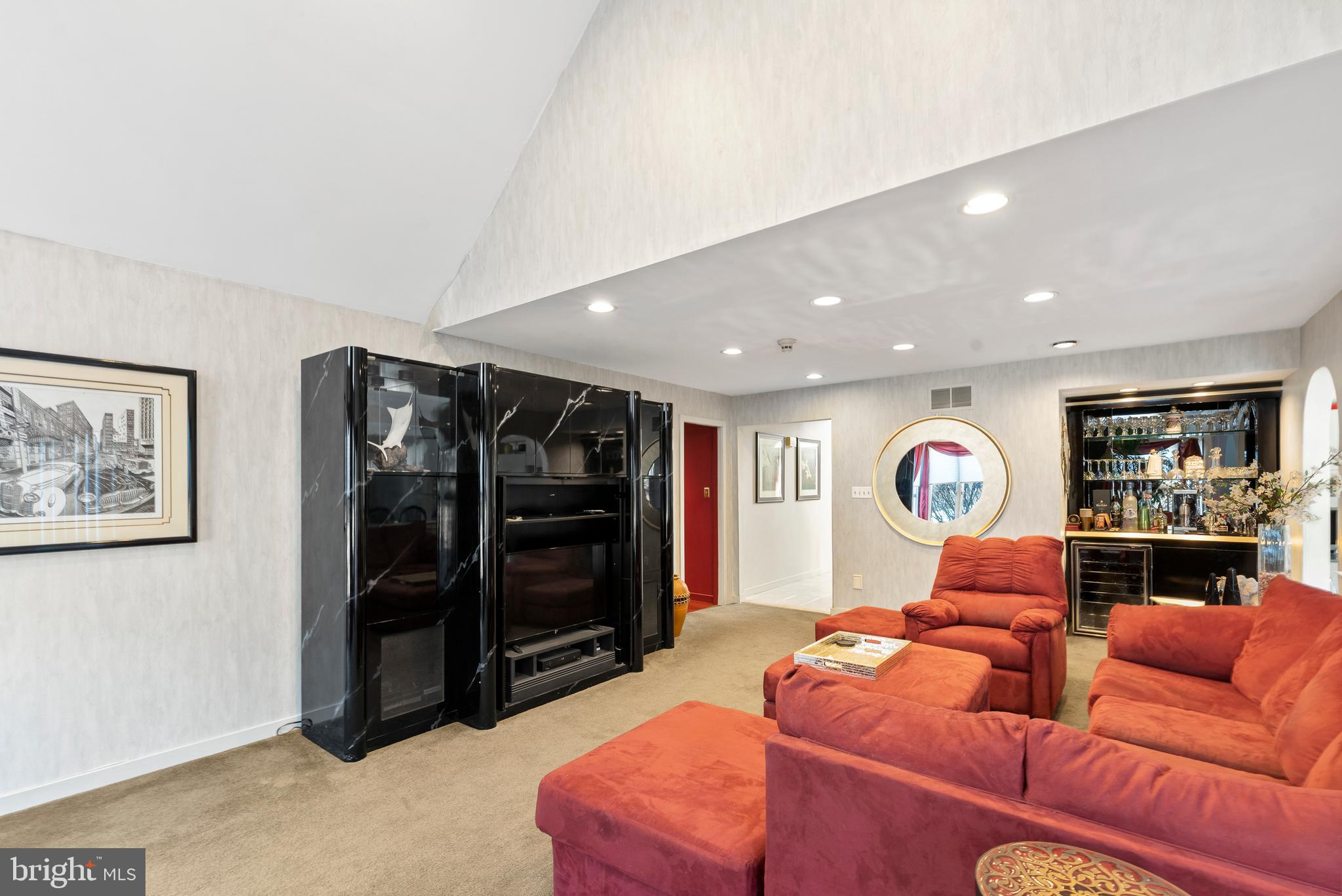 HIGHSPIRE - Residential