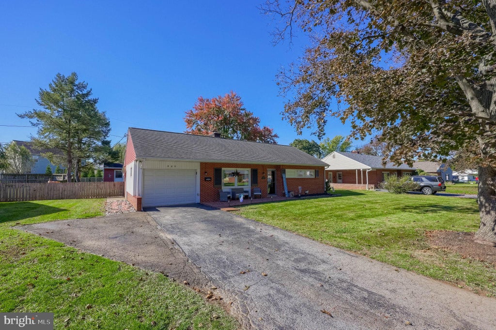 Photo of 320 Lynn Avenue, LANDISVILLE, PA 17538 (MLS # PALA2097532)