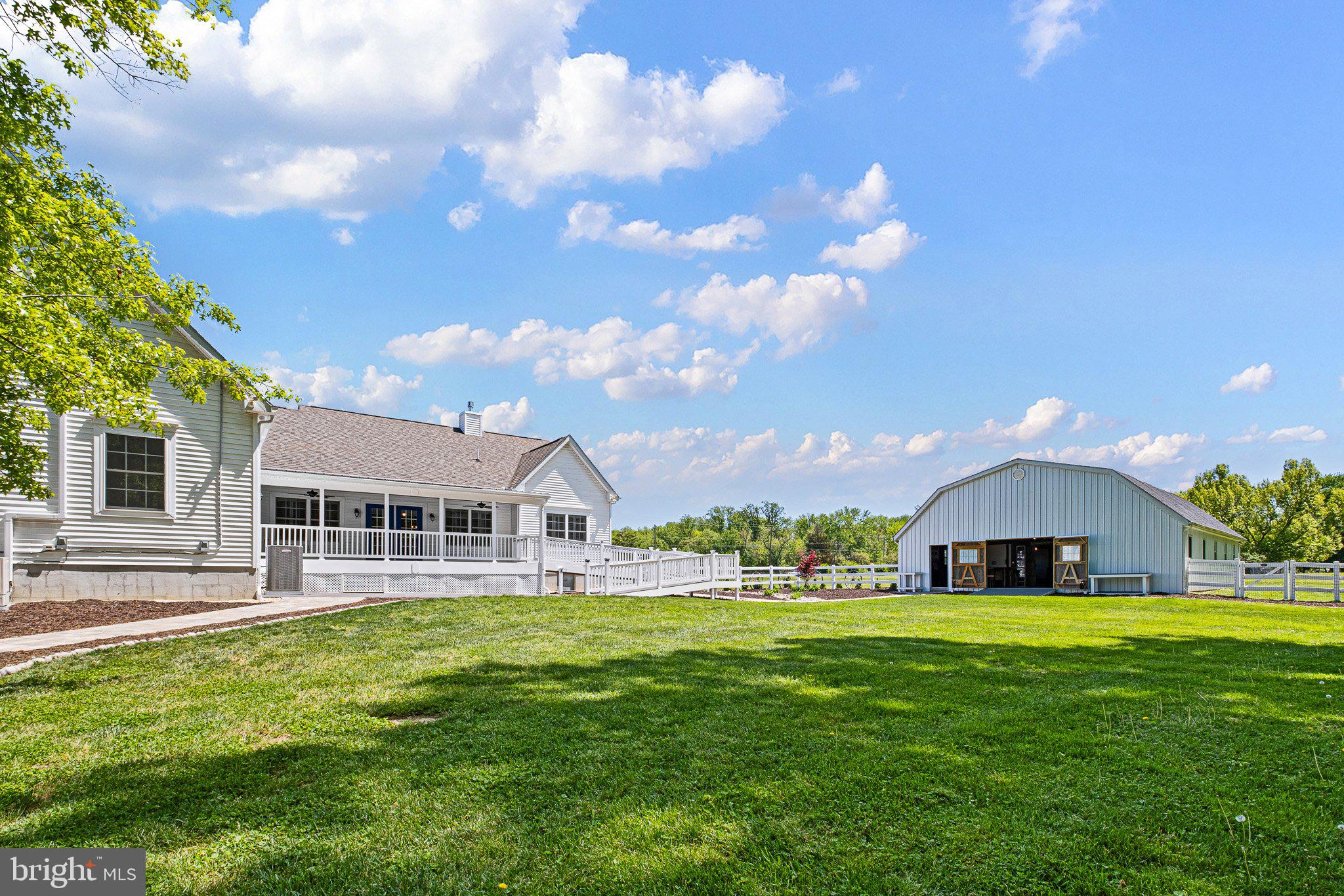 5916 SUMMIT BRIDGE ROAD