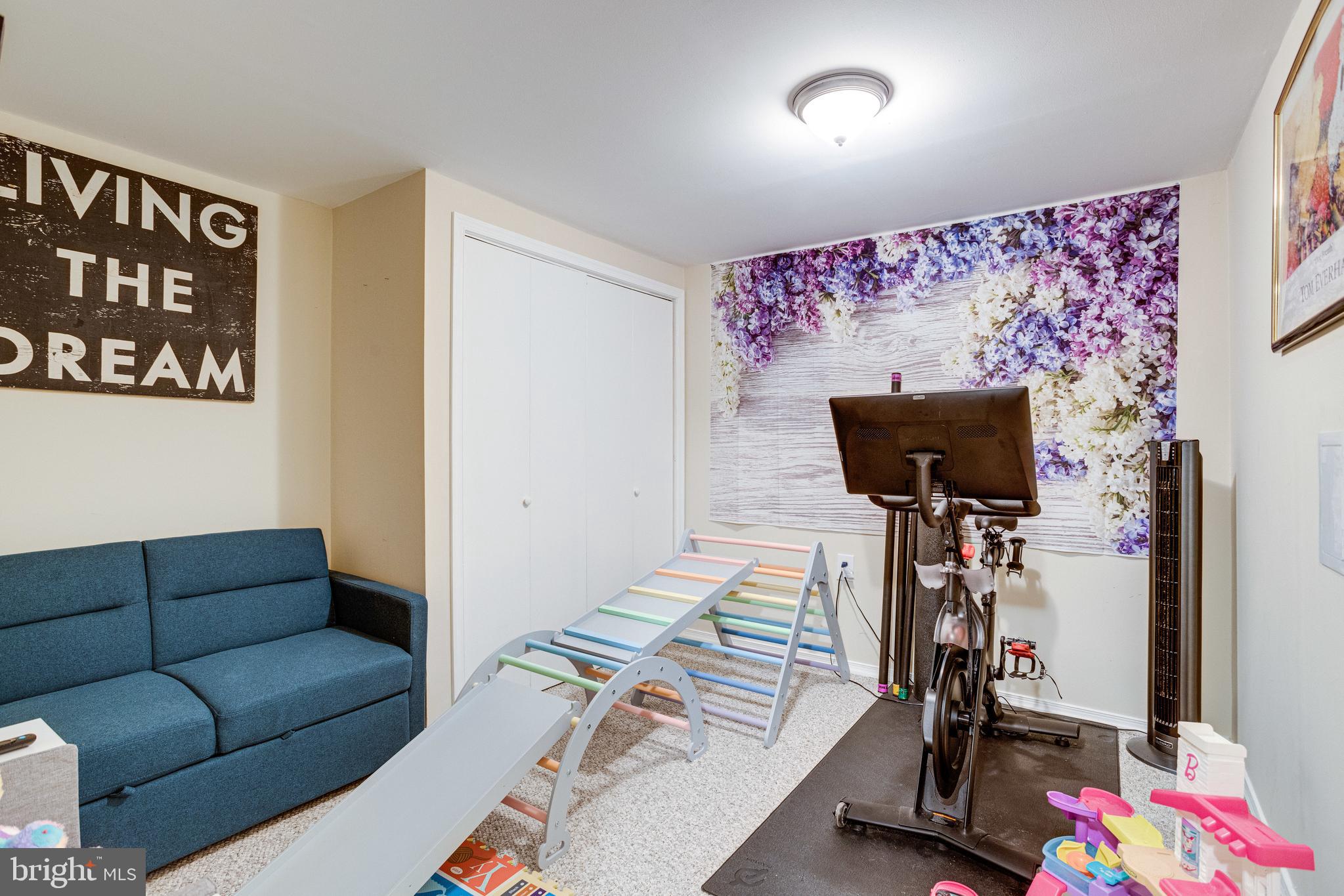 DALE CITY - Residential