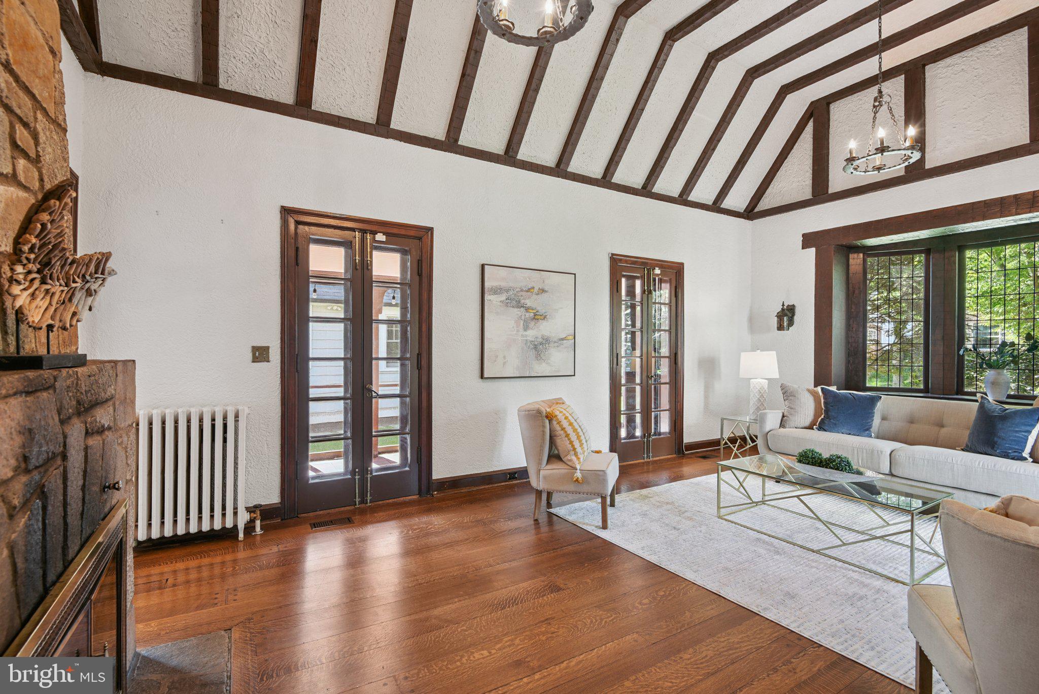 CHEVY CHASE VILLAGE - Residential