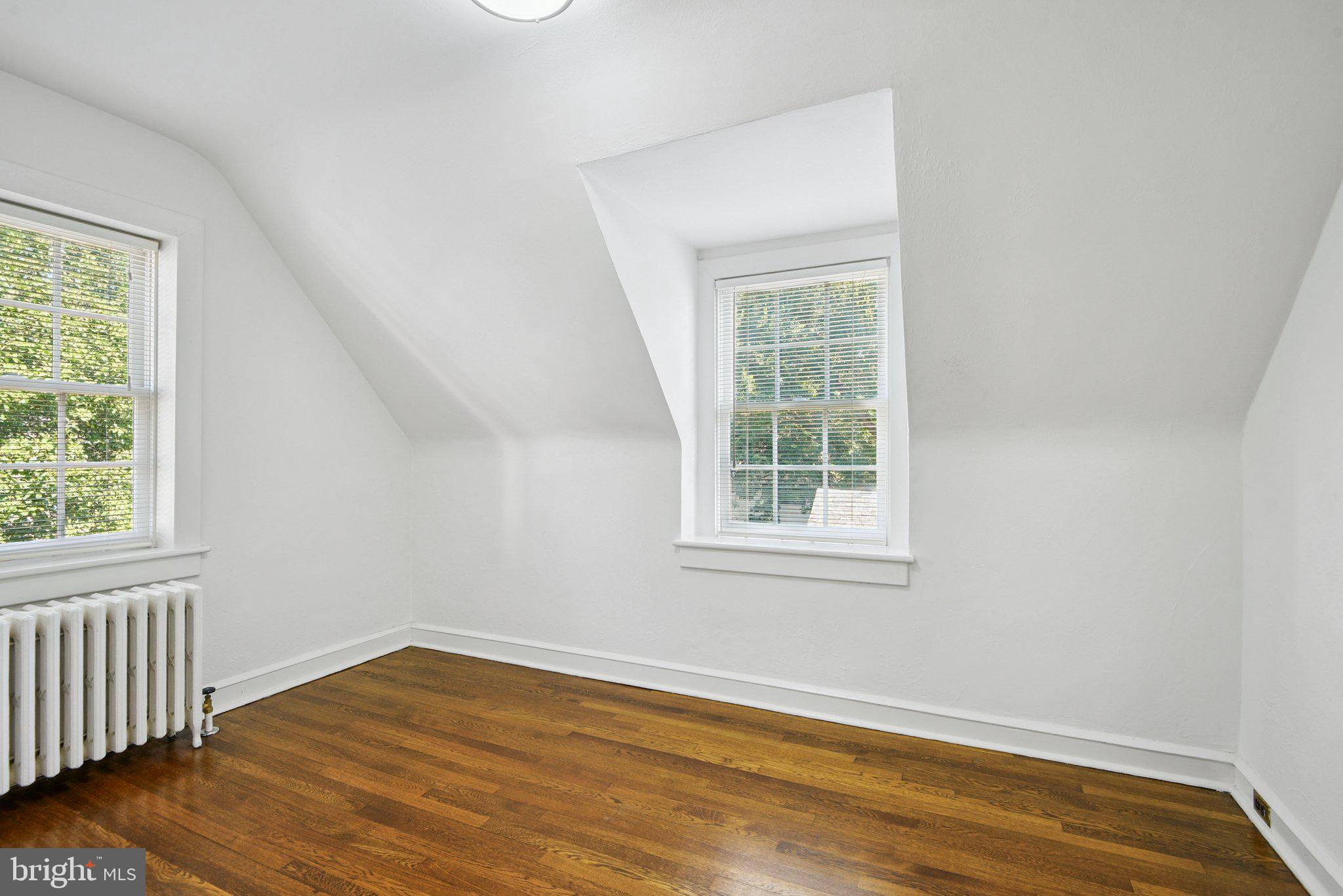 CHEVY CHASE VILLAGE - Residential