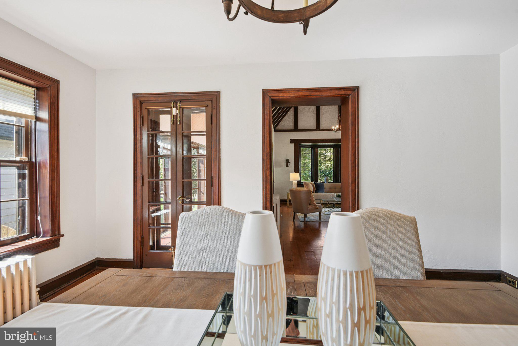 CHEVY CHASE VILLAGE - Residential