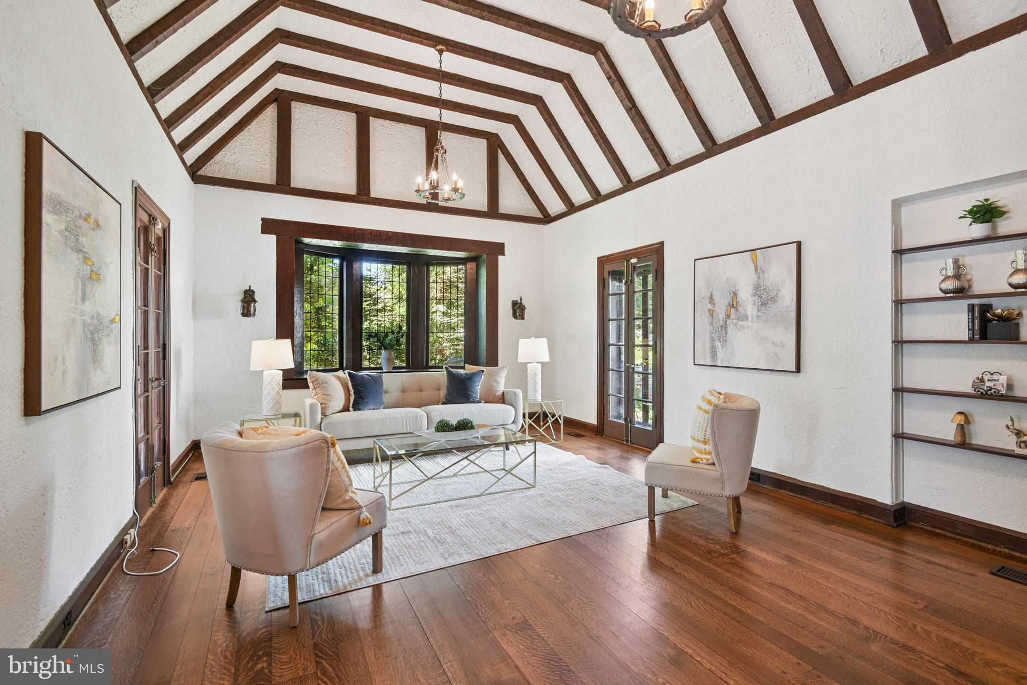 CHEVY CHASE VILLAGE - Residential