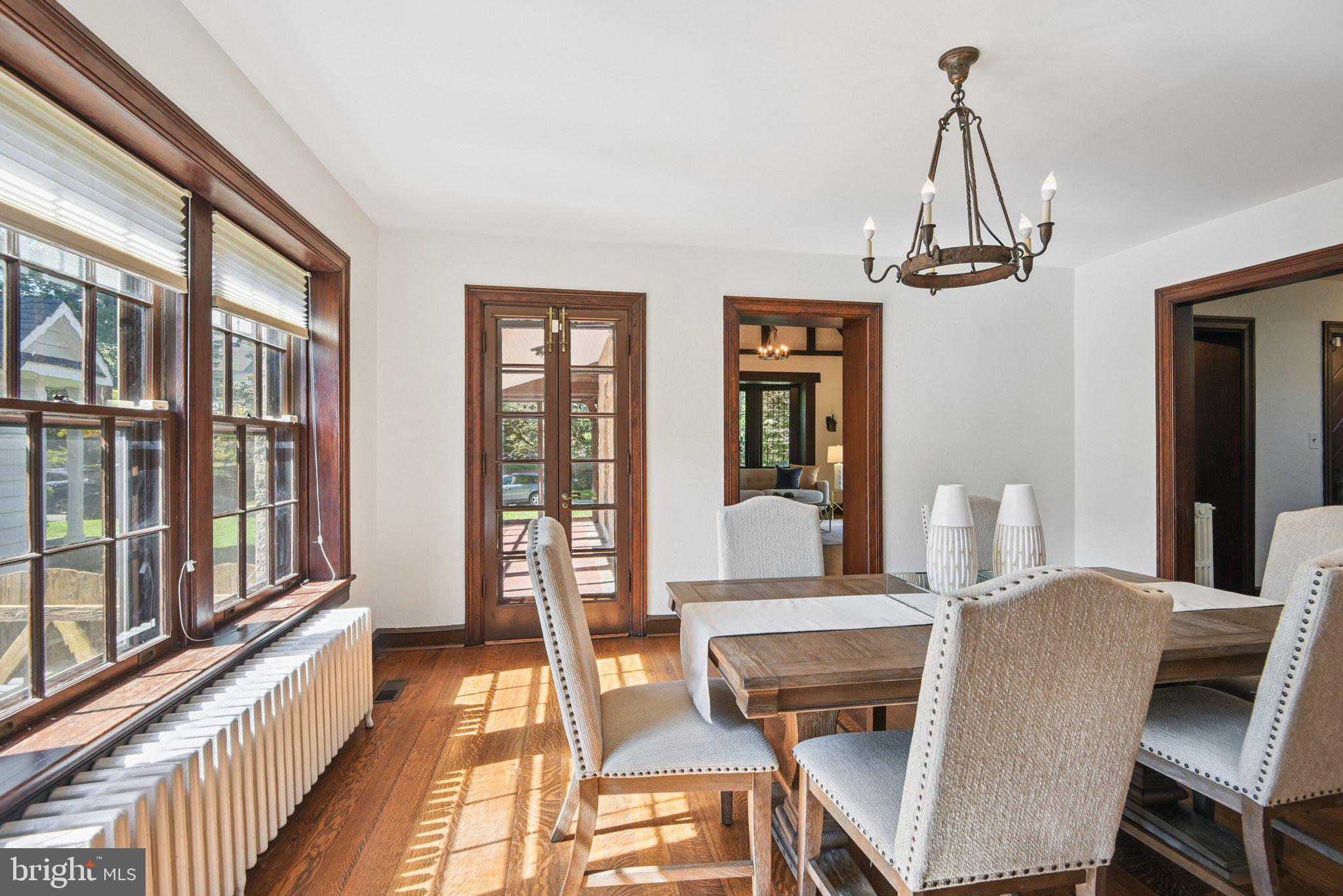 CHEVY CHASE VILLAGE - Residential