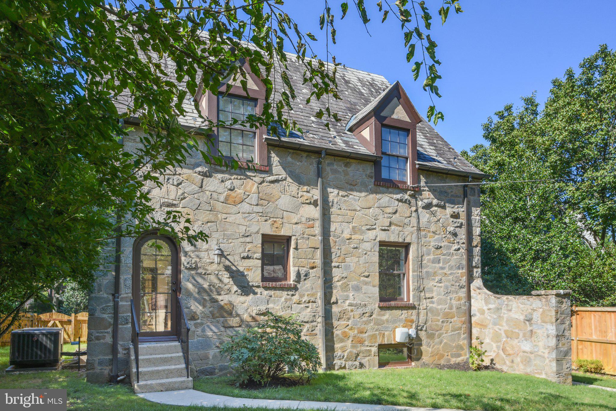 CHEVY CHASE VILLAGE - Residential