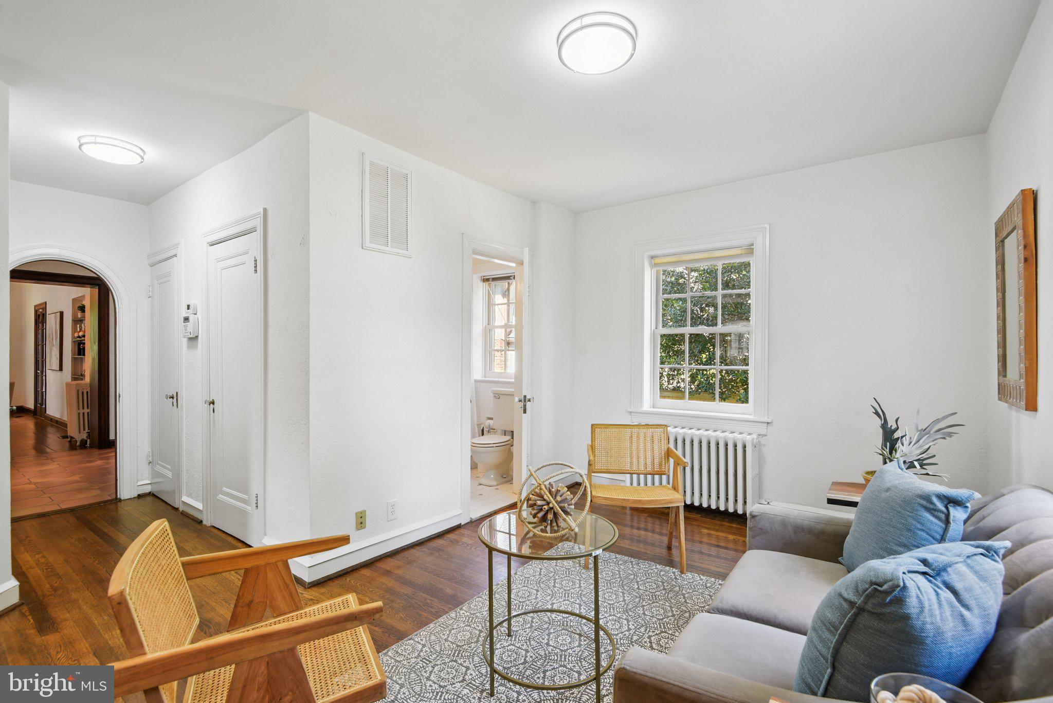 CHEVY CHASE VILLAGE - Residential