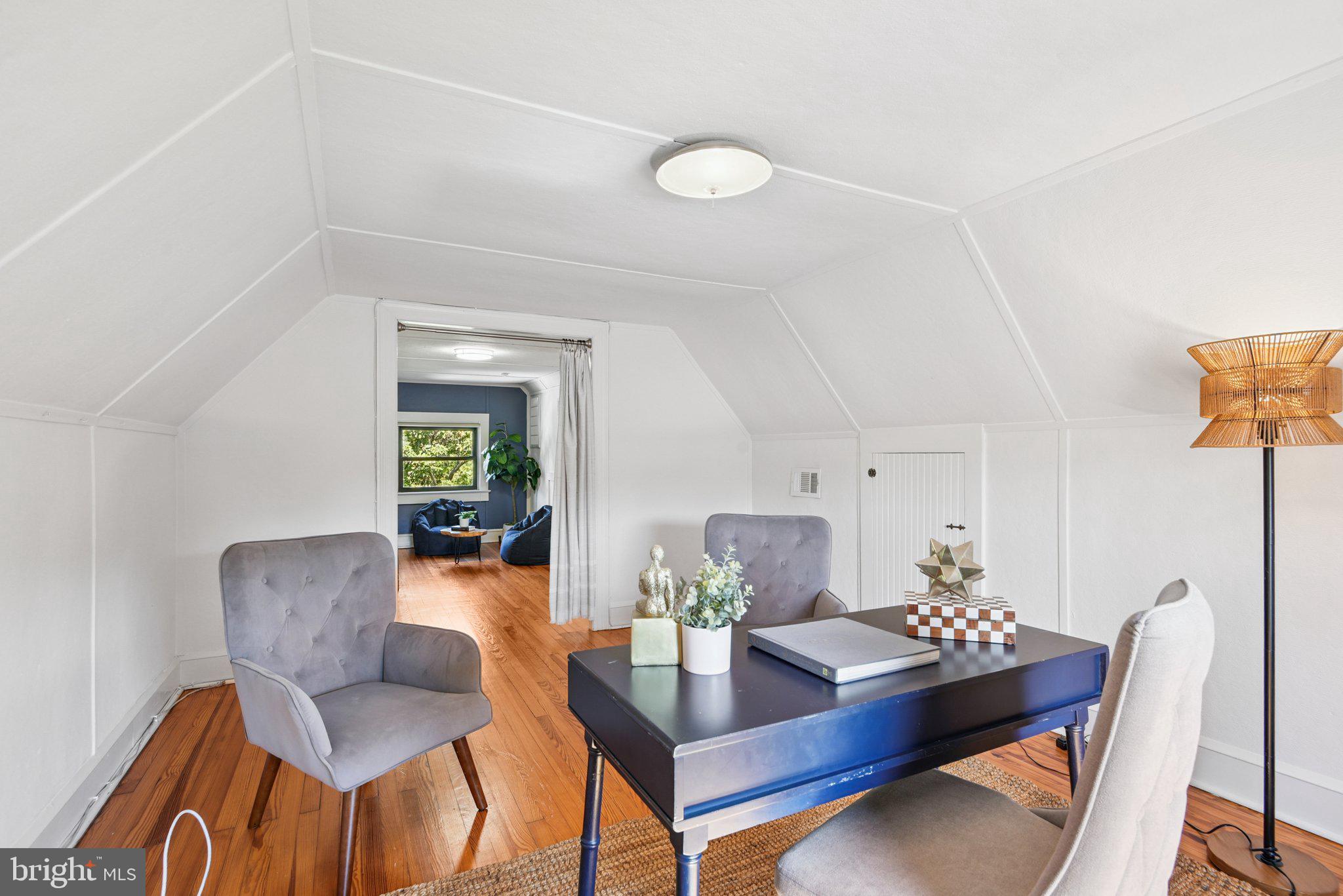 CHEVY CHASE VILLAGE - Residential