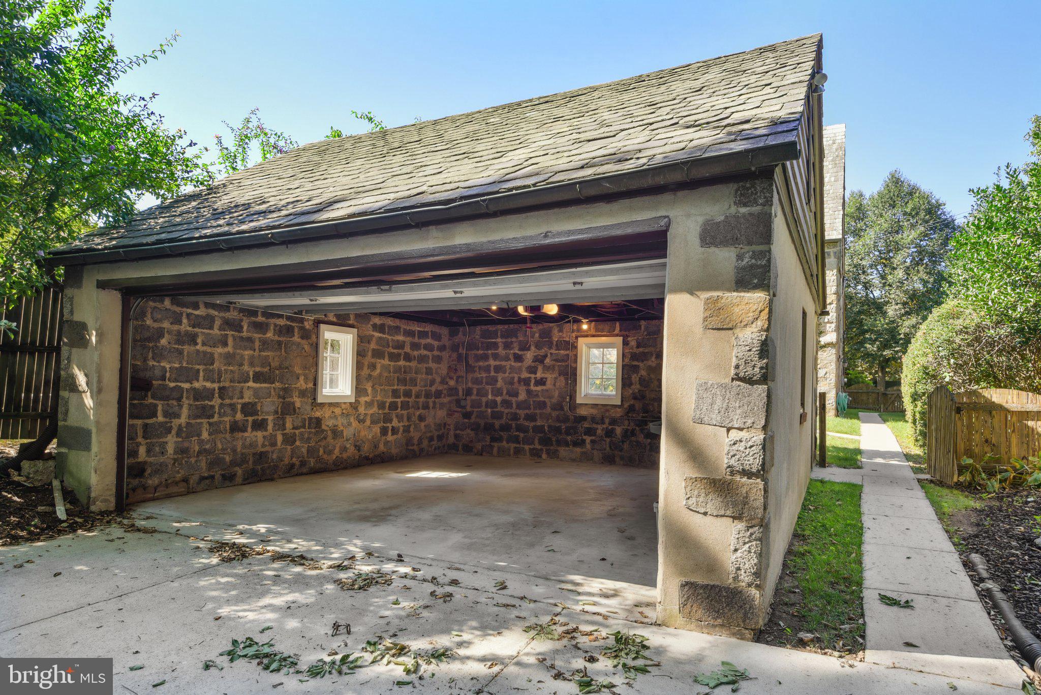 CHEVY CHASE VILLAGE - Residential