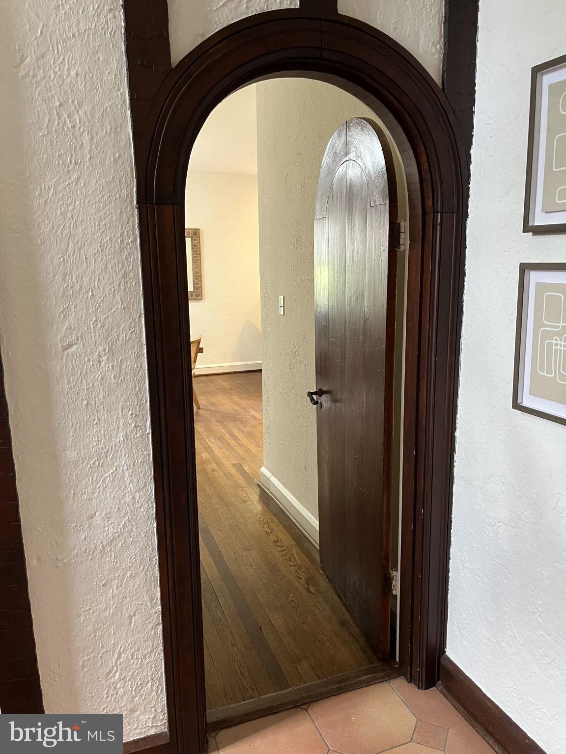 CHEVY CHASE VILLAGE - Residential