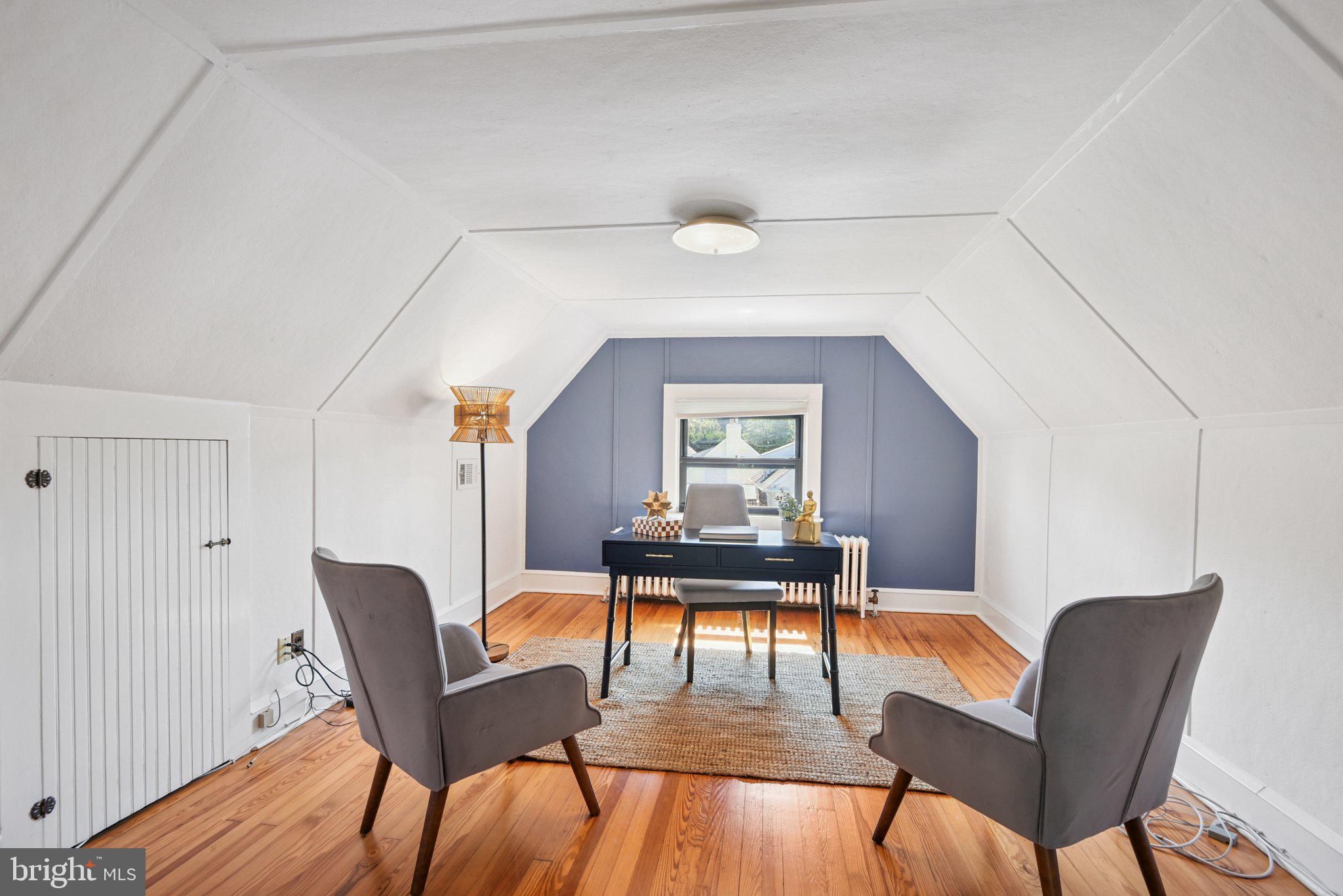 CHEVY CHASE VILLAGE - Residential