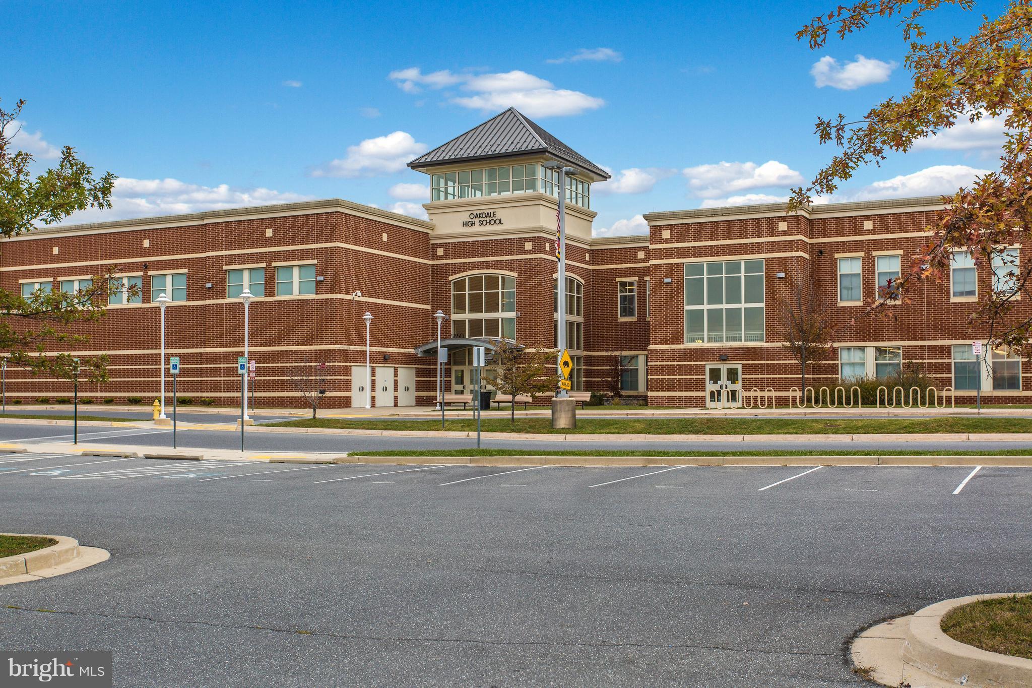 LAKE LINGANORE WOODRIDGE - Residential