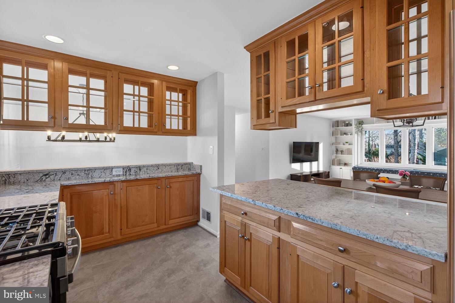 RIVERSIDE ESTATES - Residential