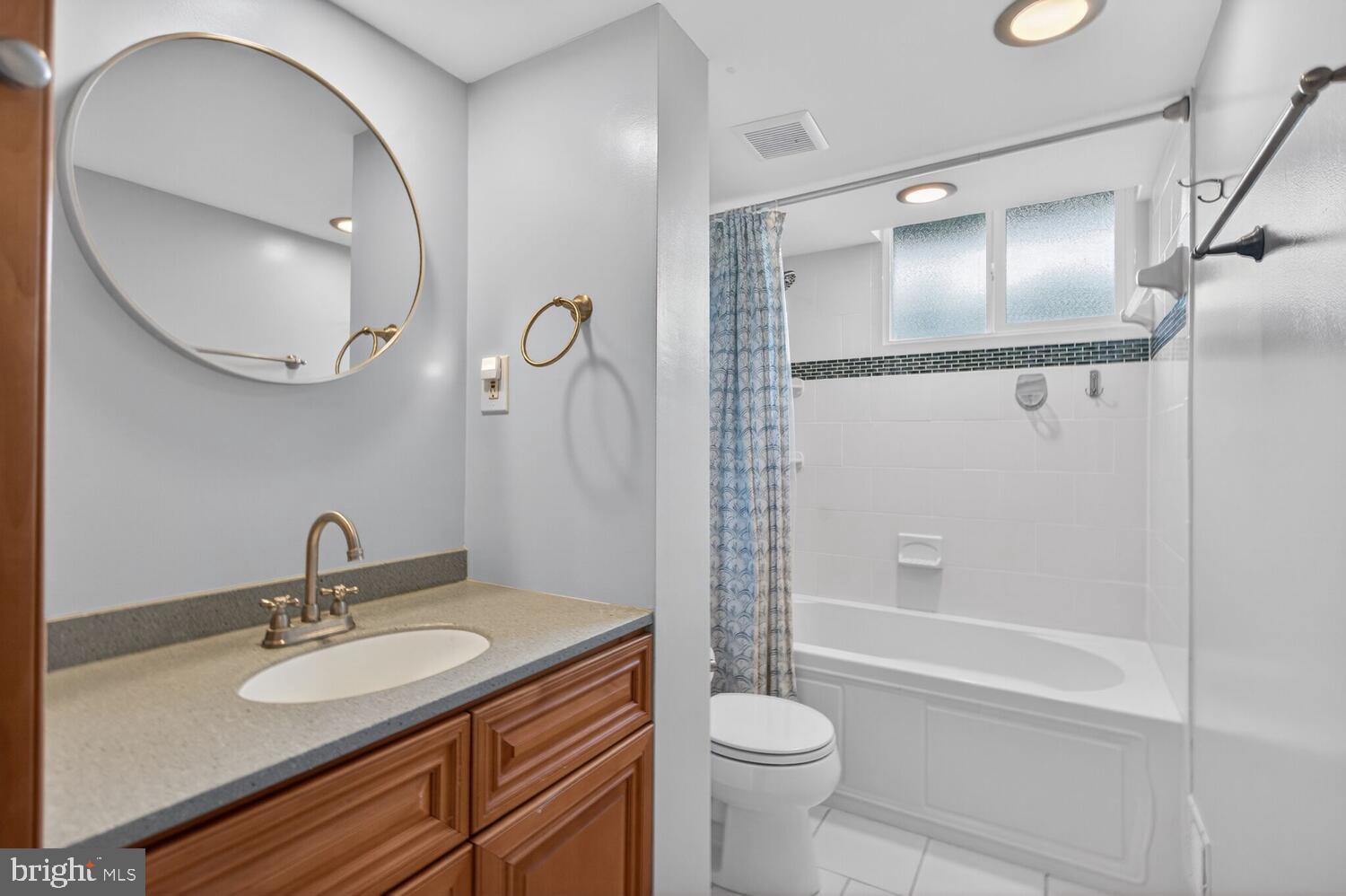 RIVERSIDE ESTATES - Residential