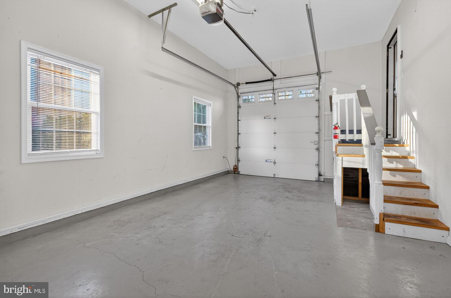 RIVERSIDE ESTATES - Residential