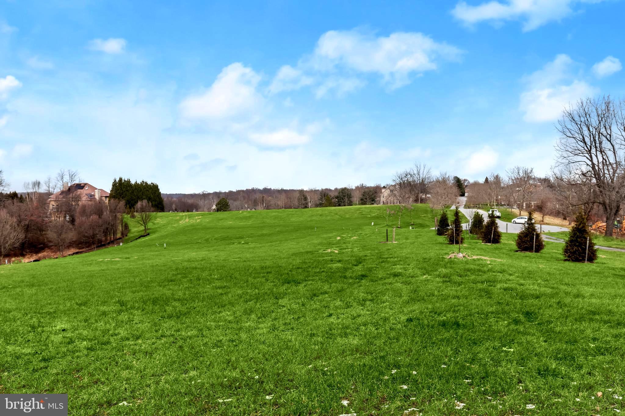 CATTAIL CREEK - Land