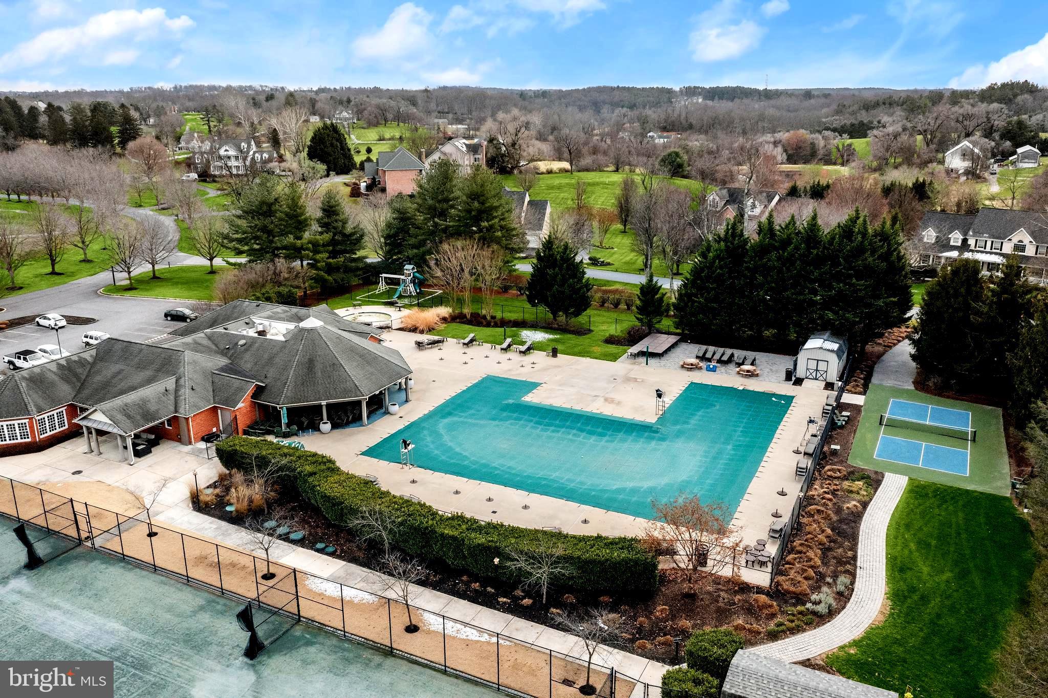 CATTAIL CREEK - Land