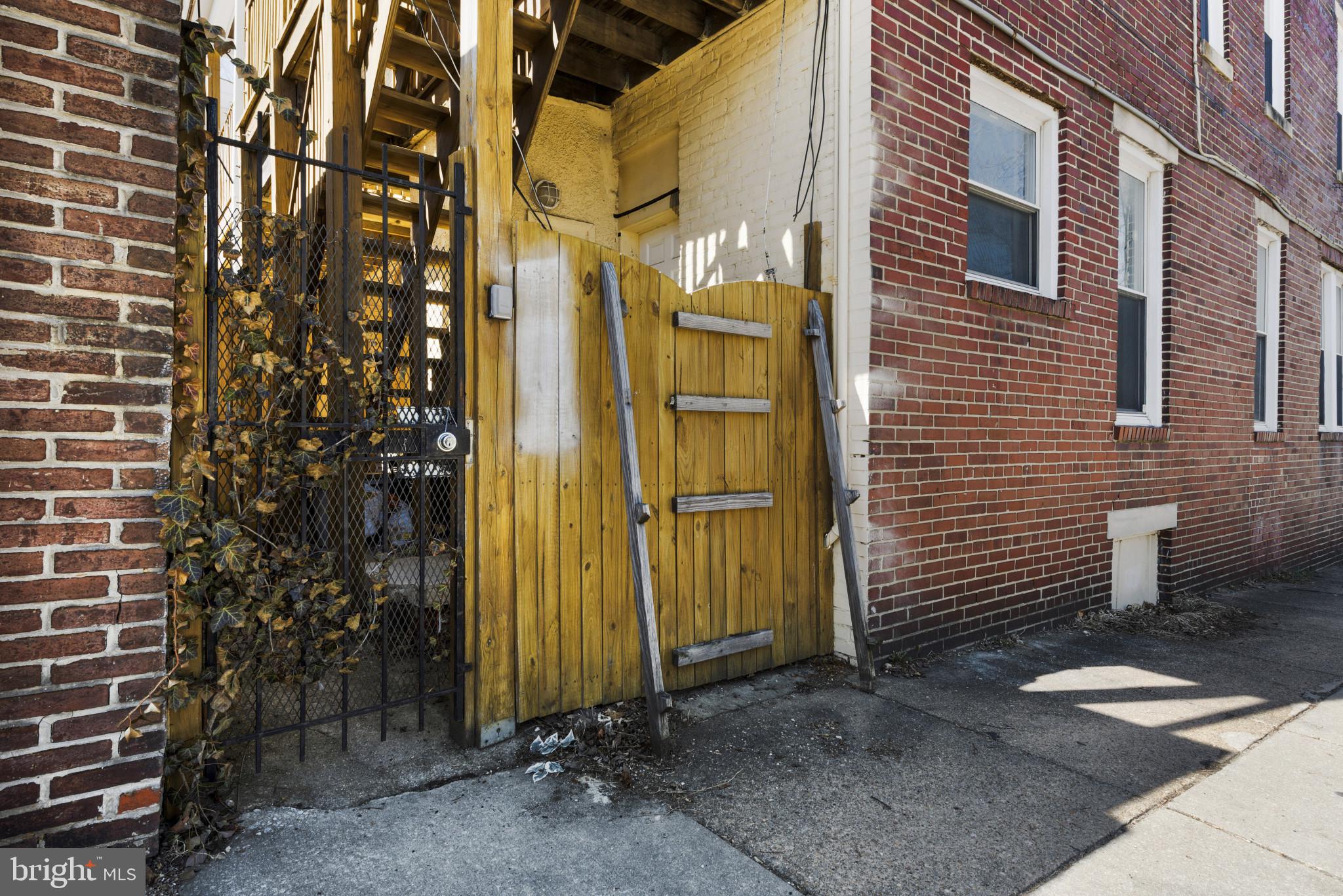 CHARLES VILLAGE - Residential