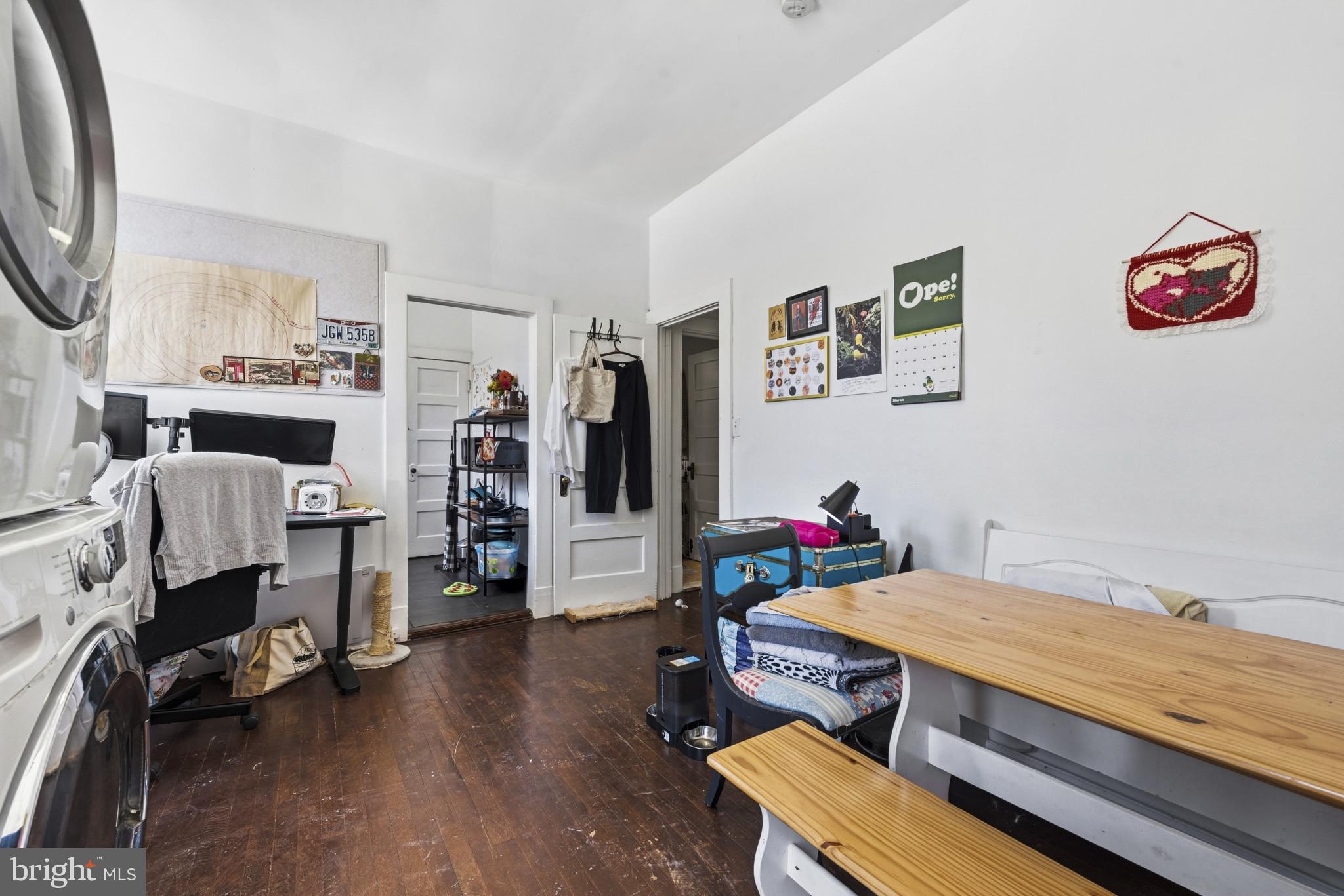 CHARLES VILLAGE - Residential