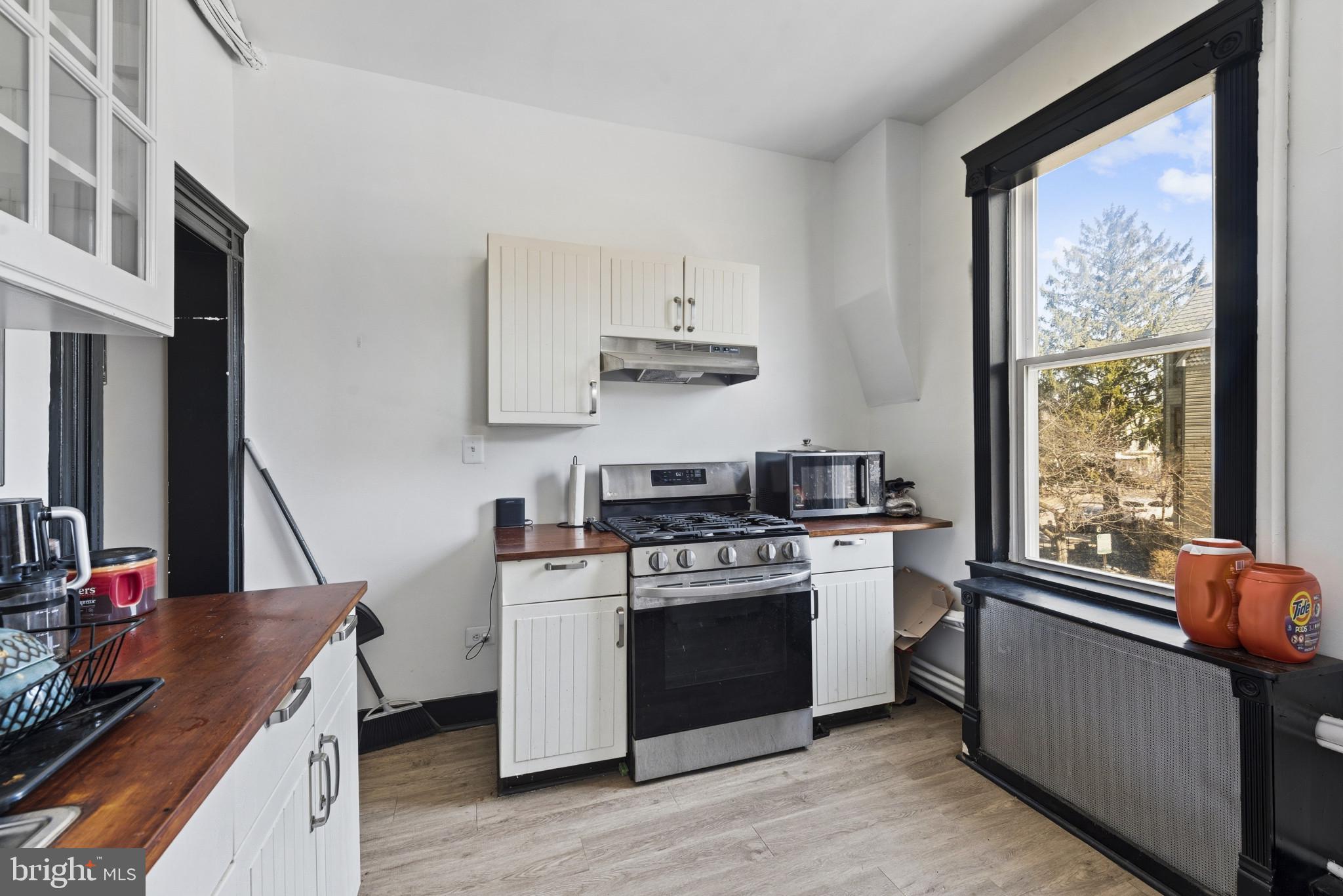 CHARLES VILLAGE - Residential