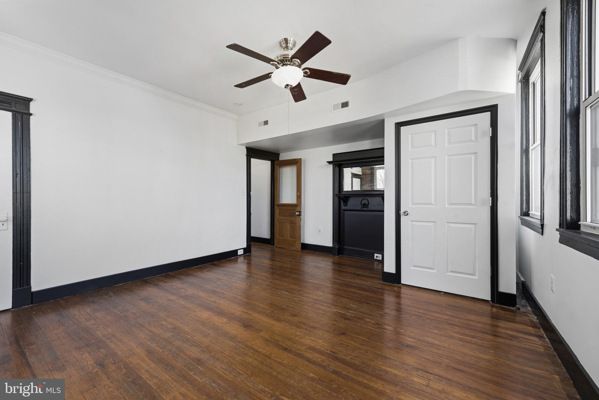 CHARLES VILLAGE - Residential