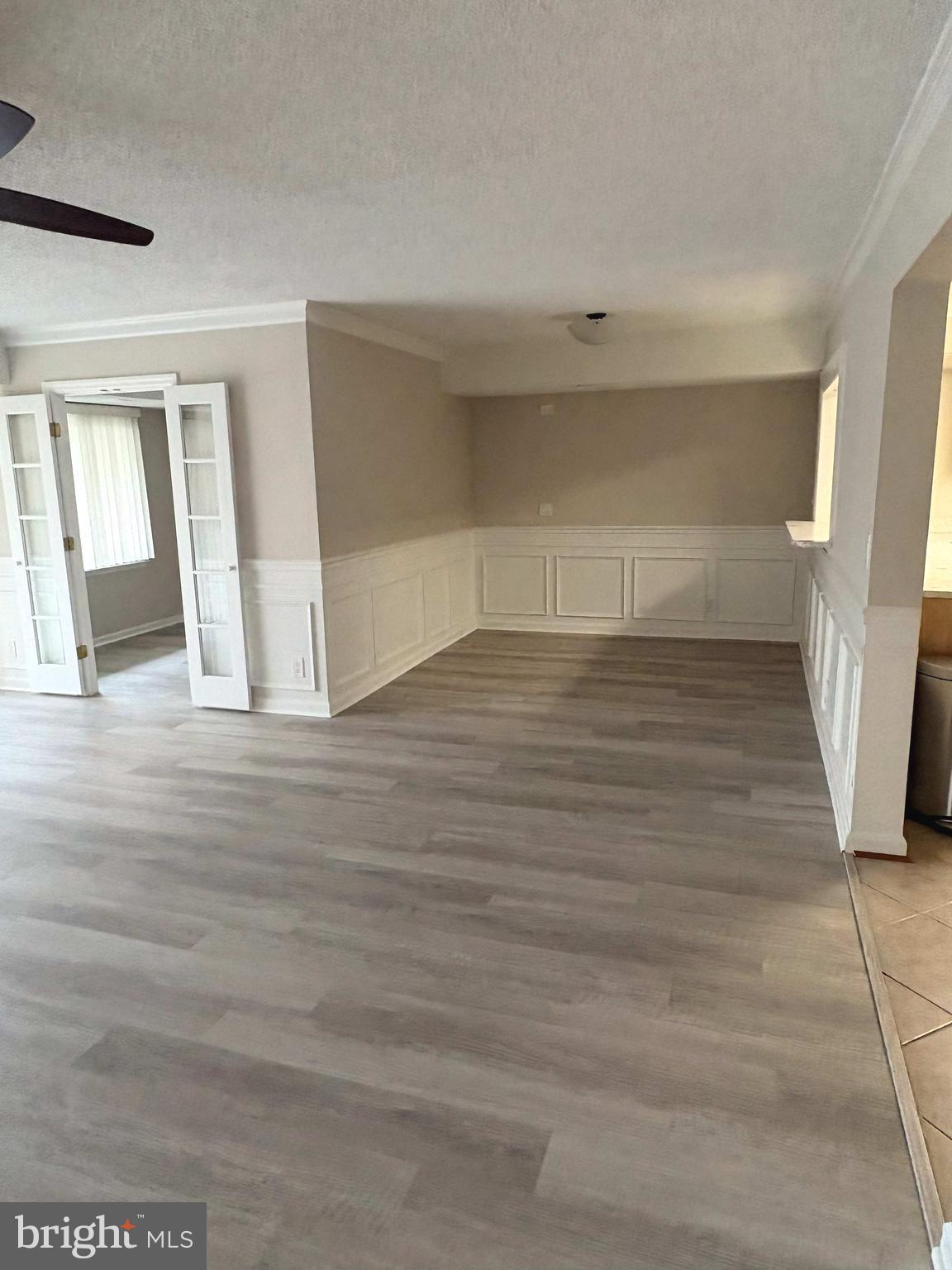 3800 POWELL LANE 302