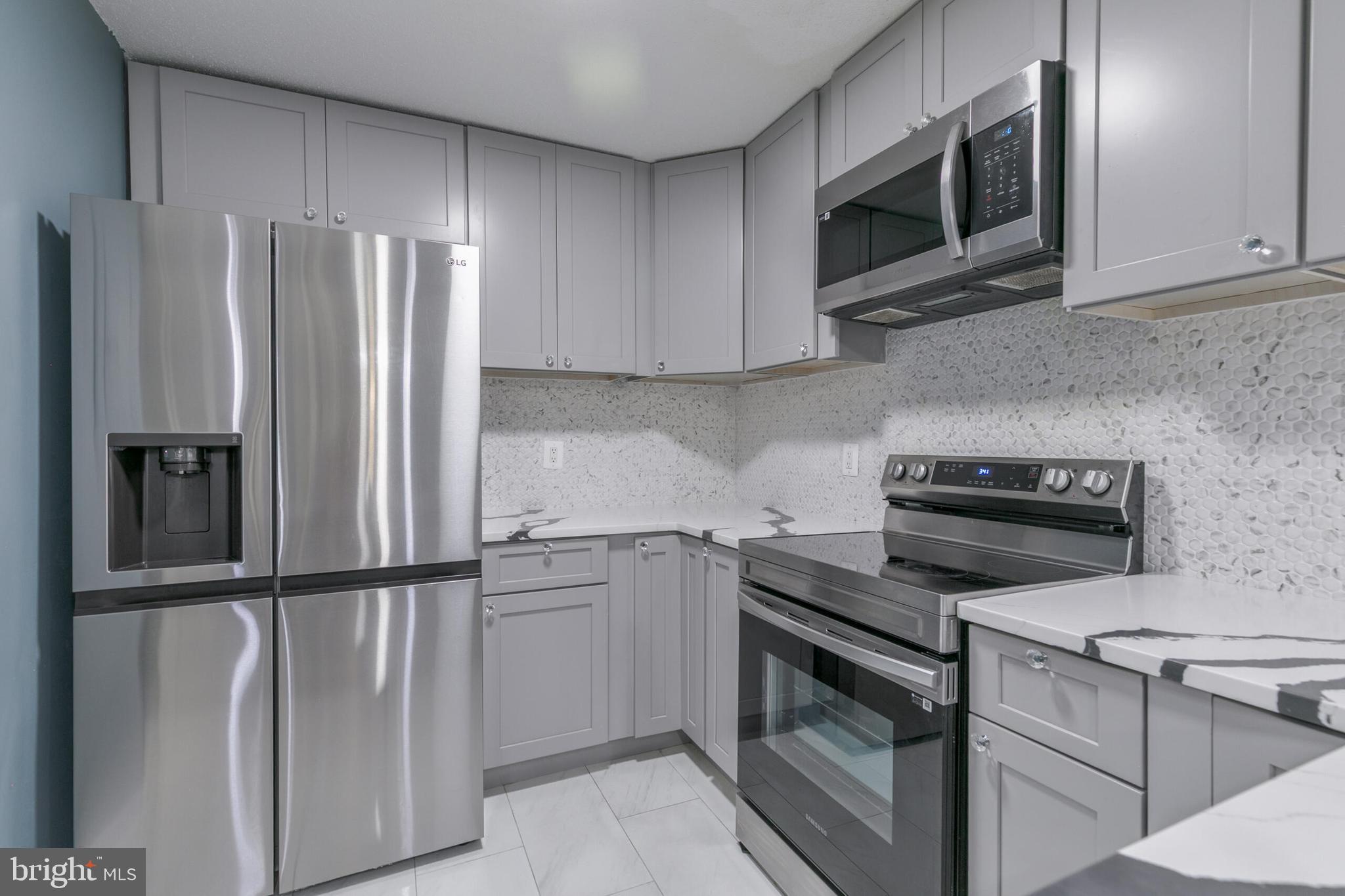 623 CENTER STREET 101