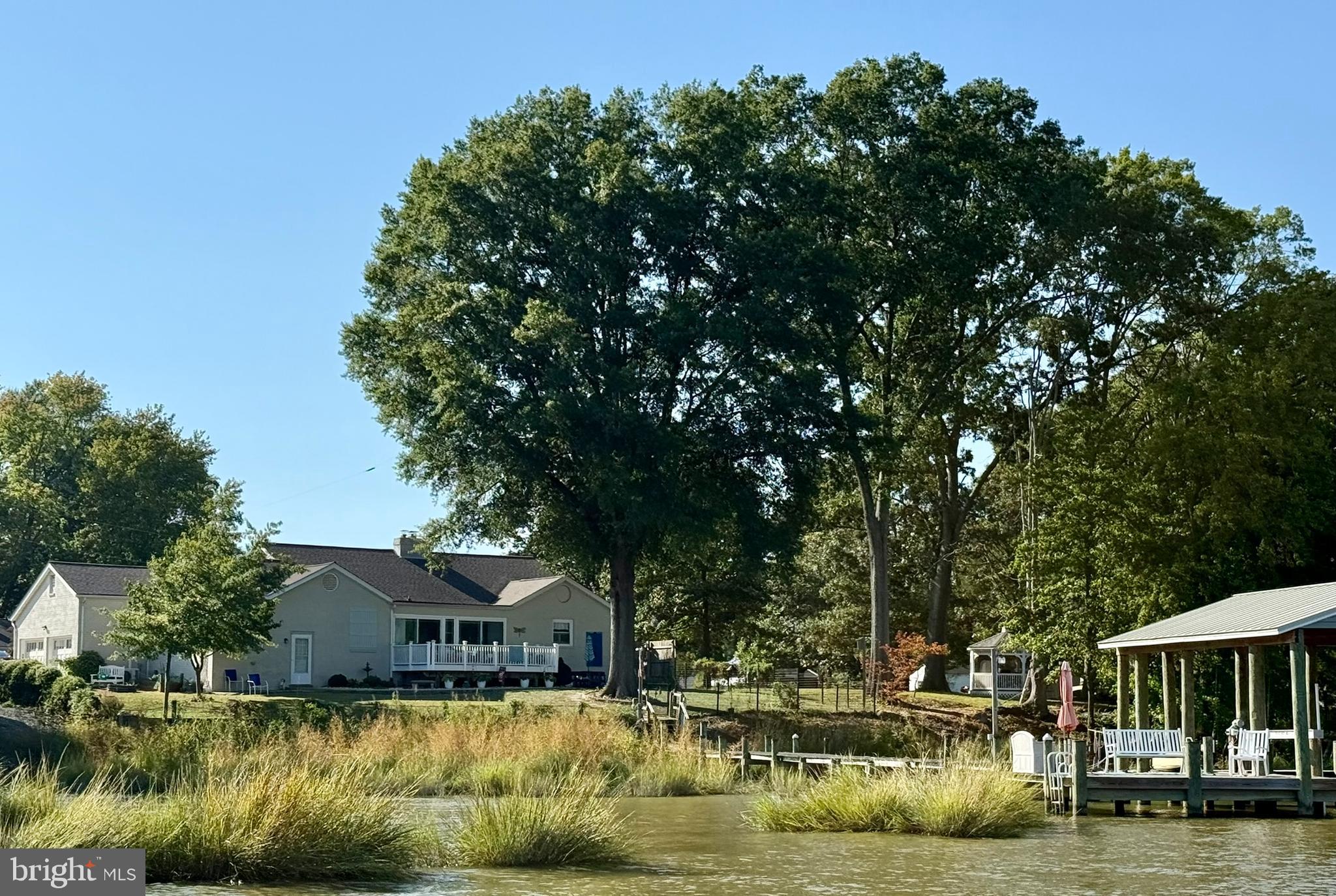 NONE  NO HOA - Residential