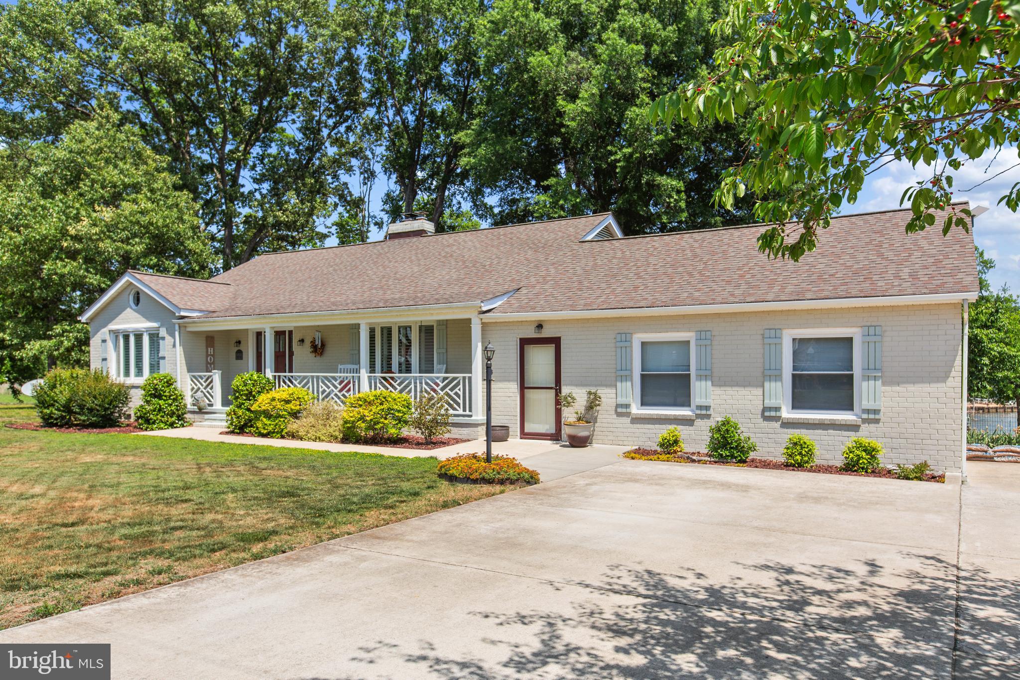 NONE  NO HOA - Residential