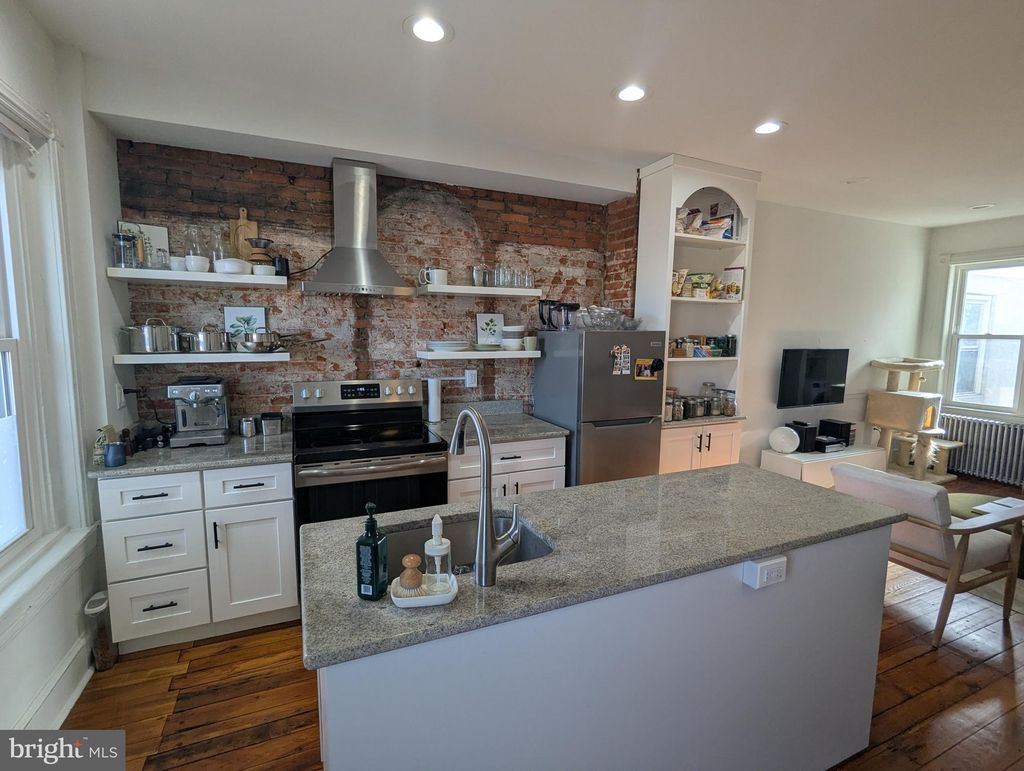 Photo of 2728 W Girard Avenue #3, PHILADELPHIA, PA 19130 (MLS # PAPH2566962)