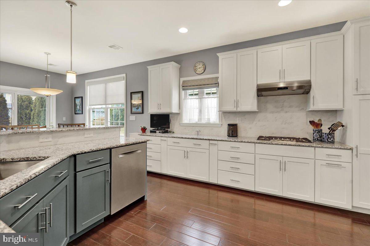 TRADITIONS OF AMERICA AT LITITZ - Residential