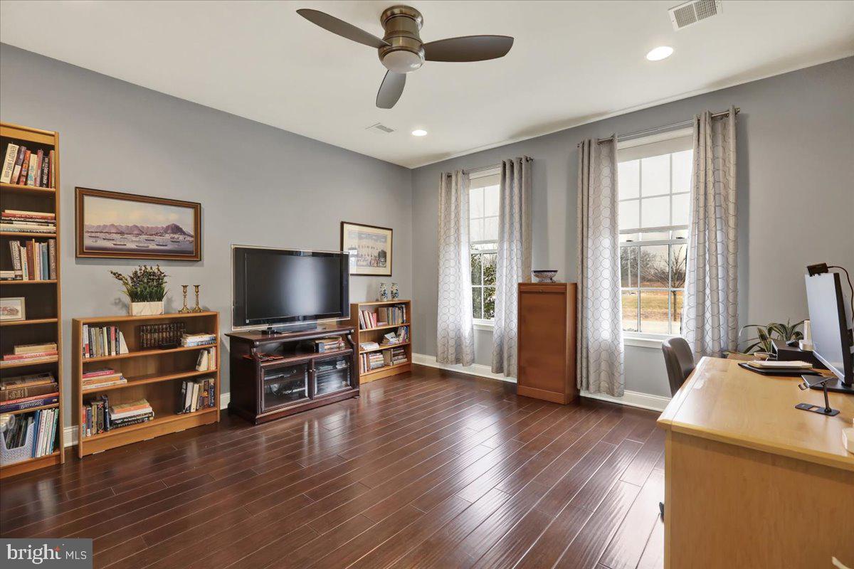 TRADITIONS OF AMERICA AT LITITZ - Residential