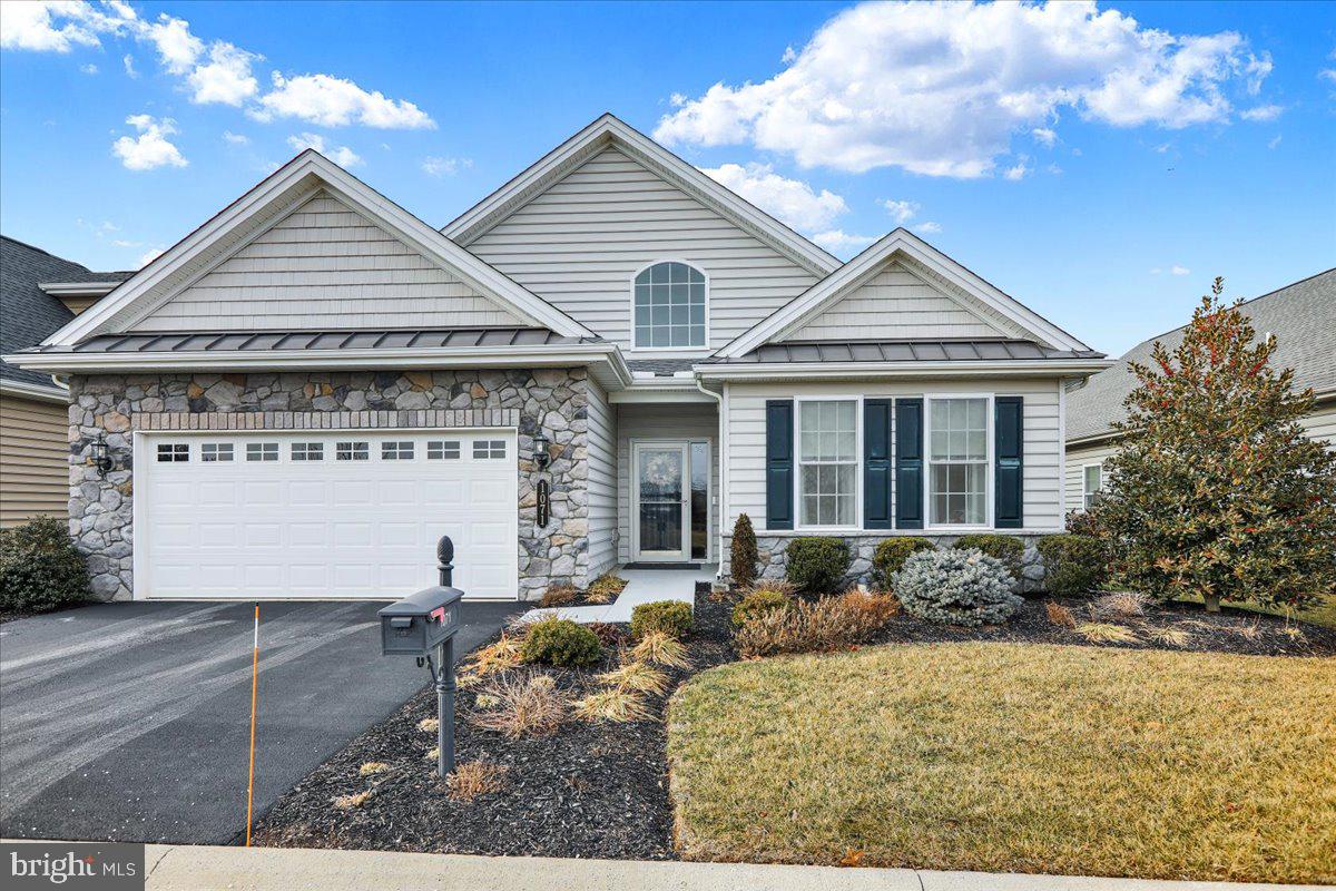 TRADITIONS OF AMERICA AT LITITZ - Residential