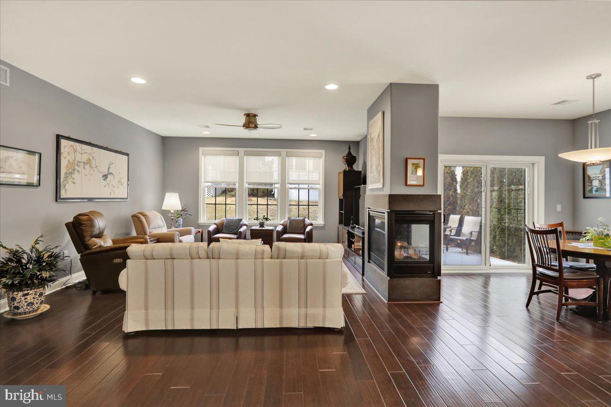 TRADITIONS OF AMERICA AT LITITZ - Residential