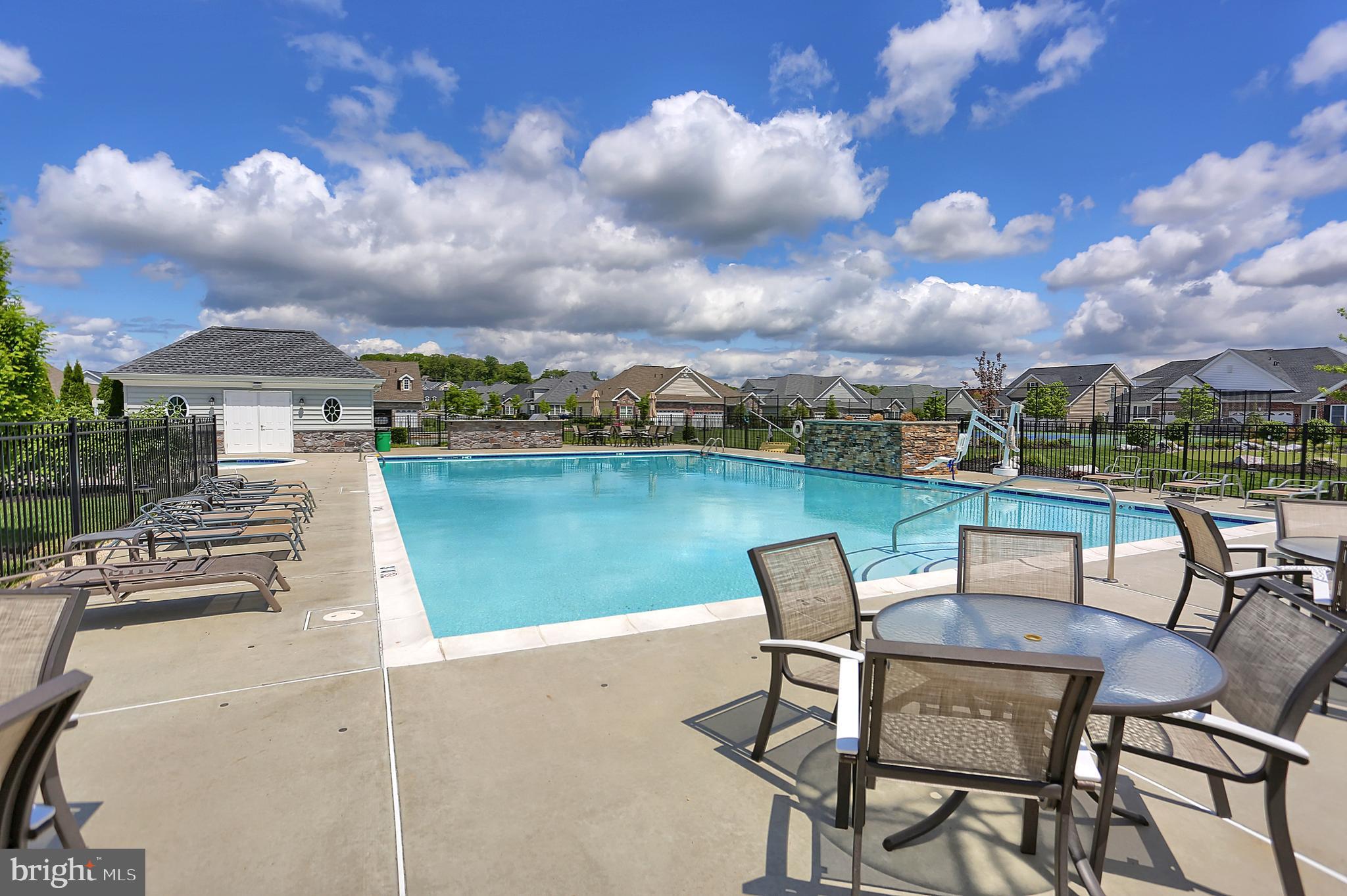 TRADITIONS OF AMERICA AT LITITZ - Residential