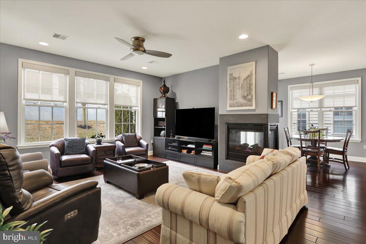 TRADITIONS OF AMERICA AT LITITZ - Residential