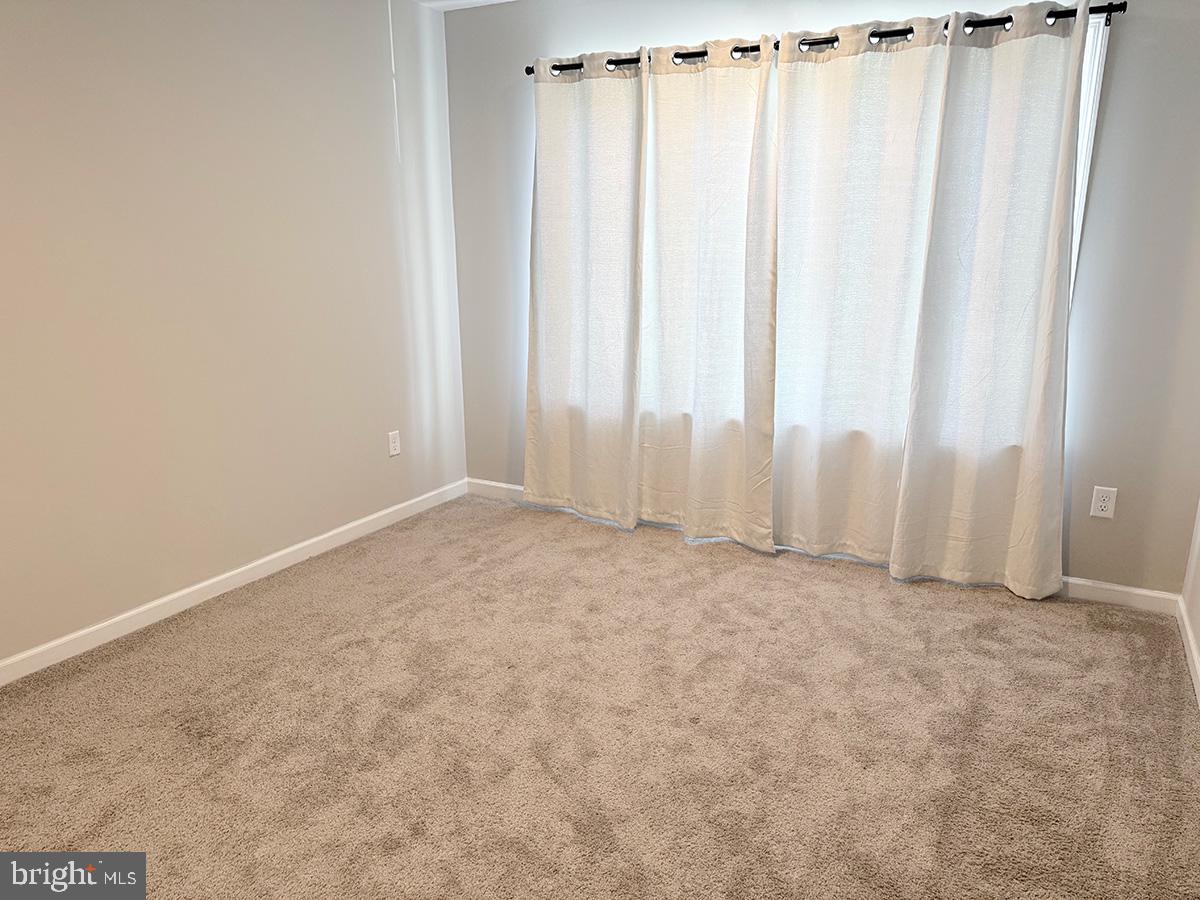 RIVERBEND - Residential