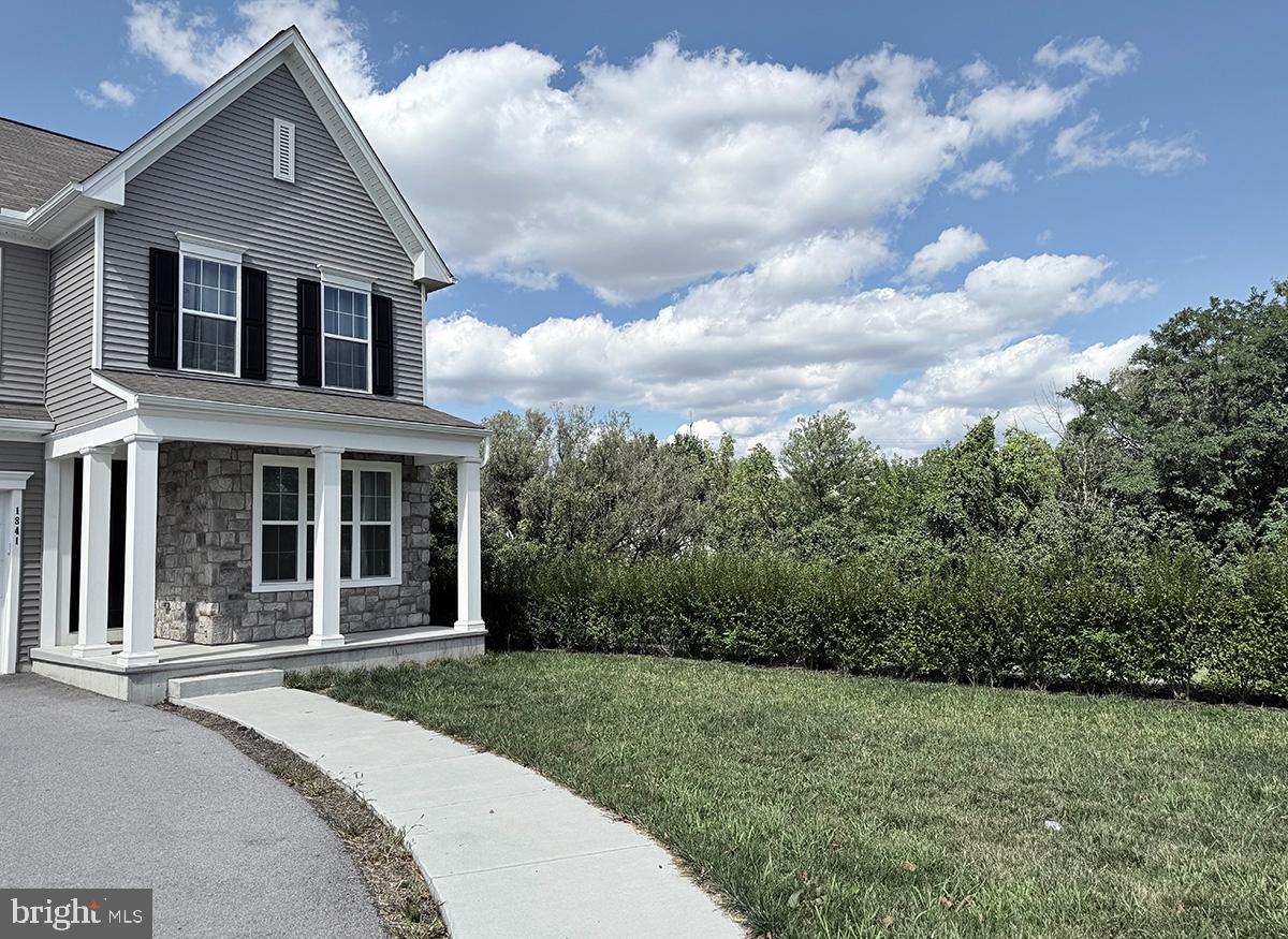 RIVERBEND - Residential