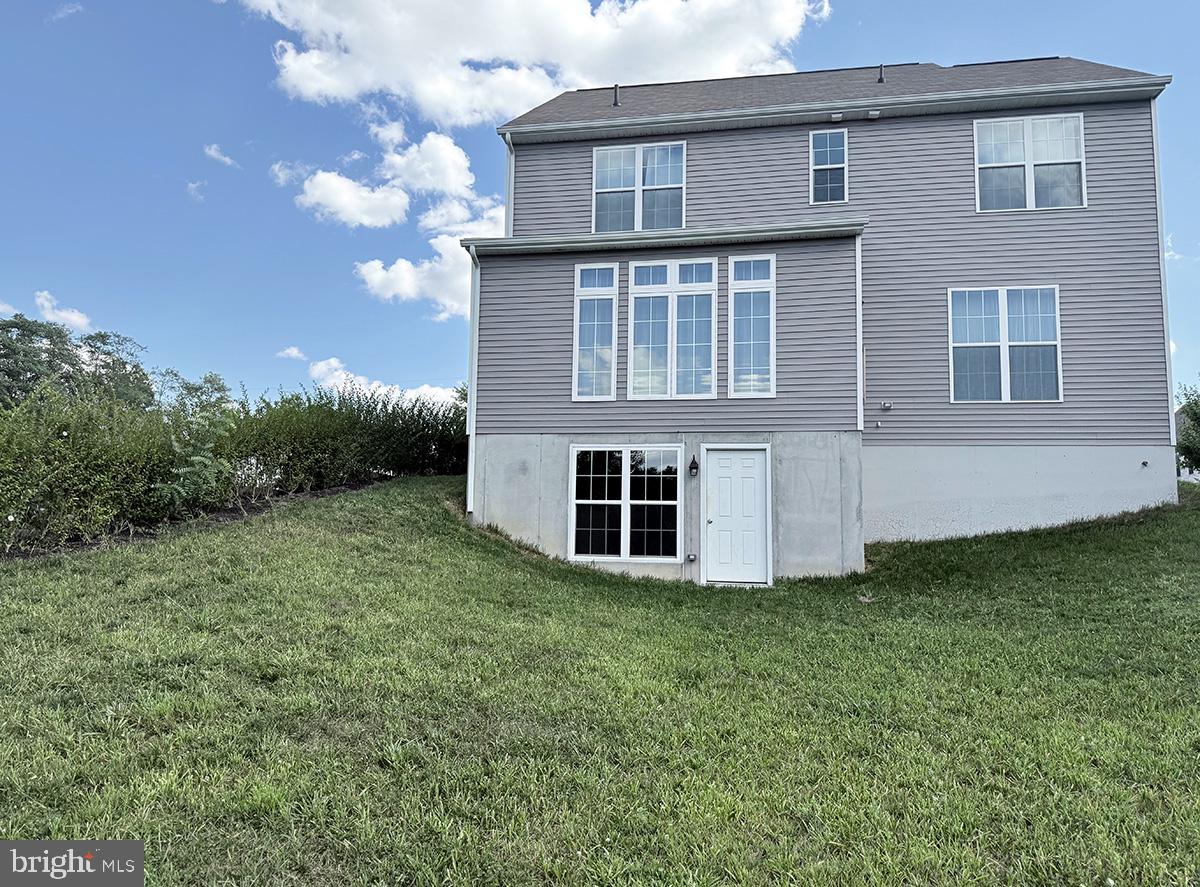 RIVERBEND - Residential