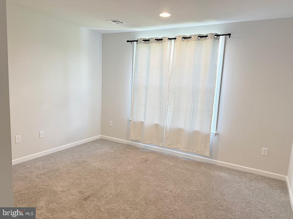 RIVERBEND - Residential