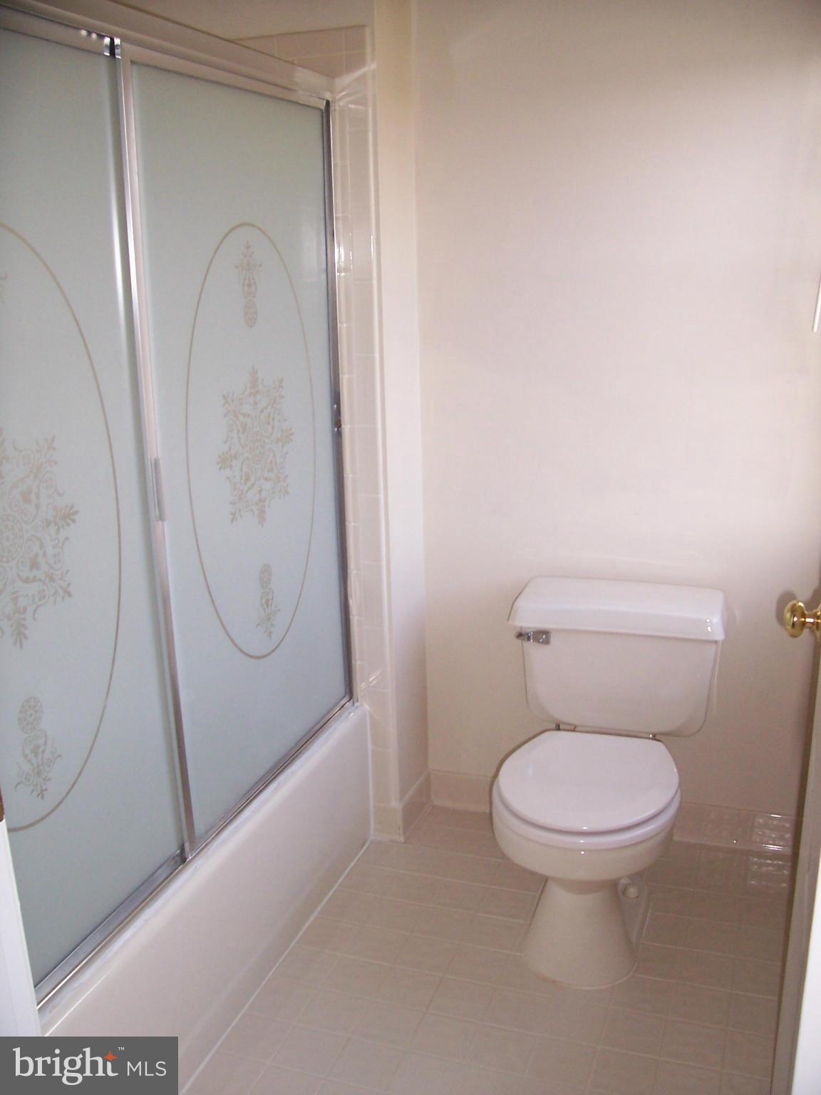 CHAPMAN FARM AT CROFTON - Residential Lease