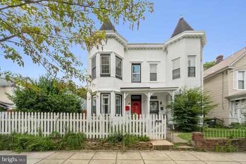 3206 5TH STREET SE WASHINGTON DC 20032