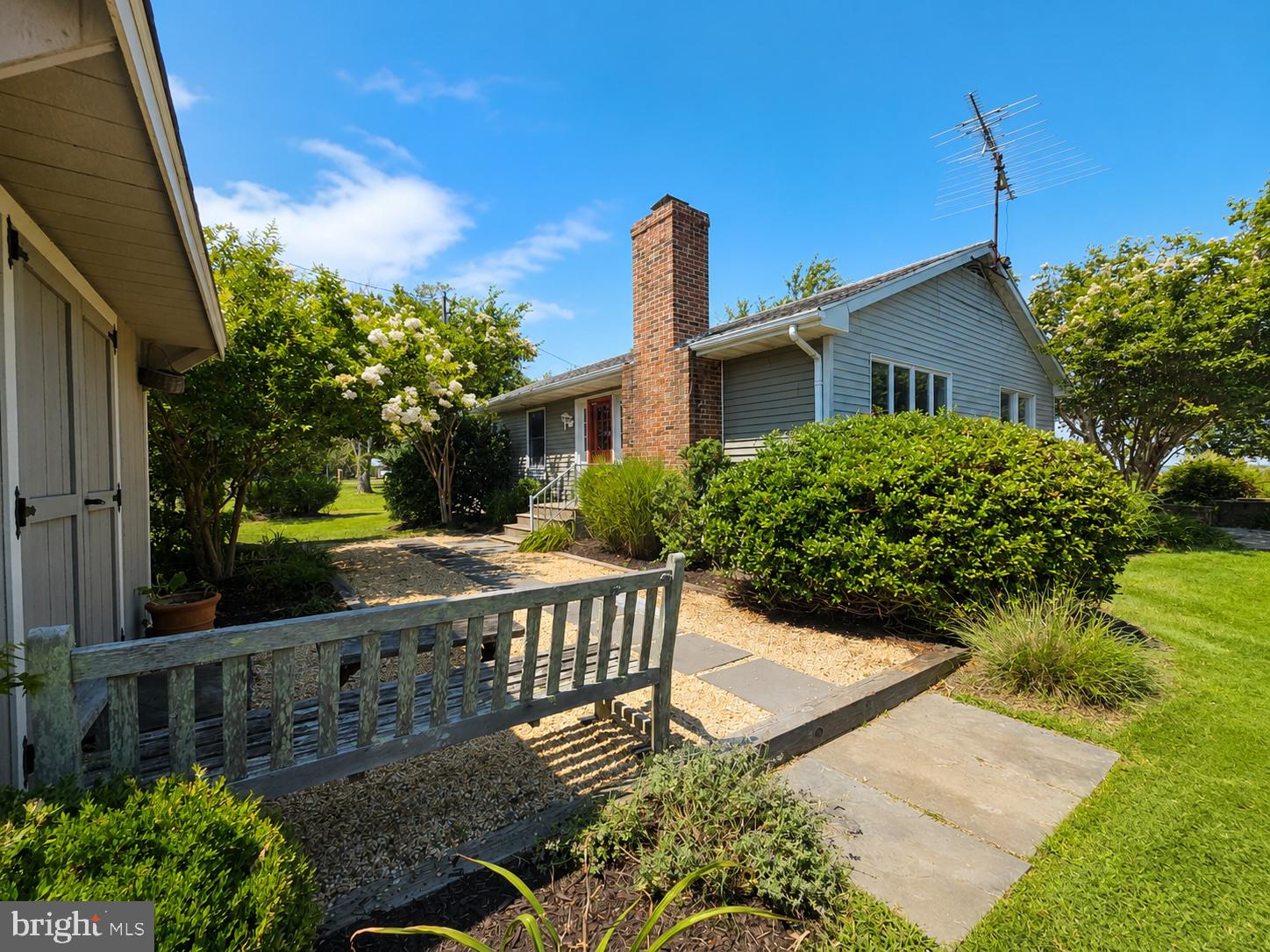 1211 FLOWERS ROAD