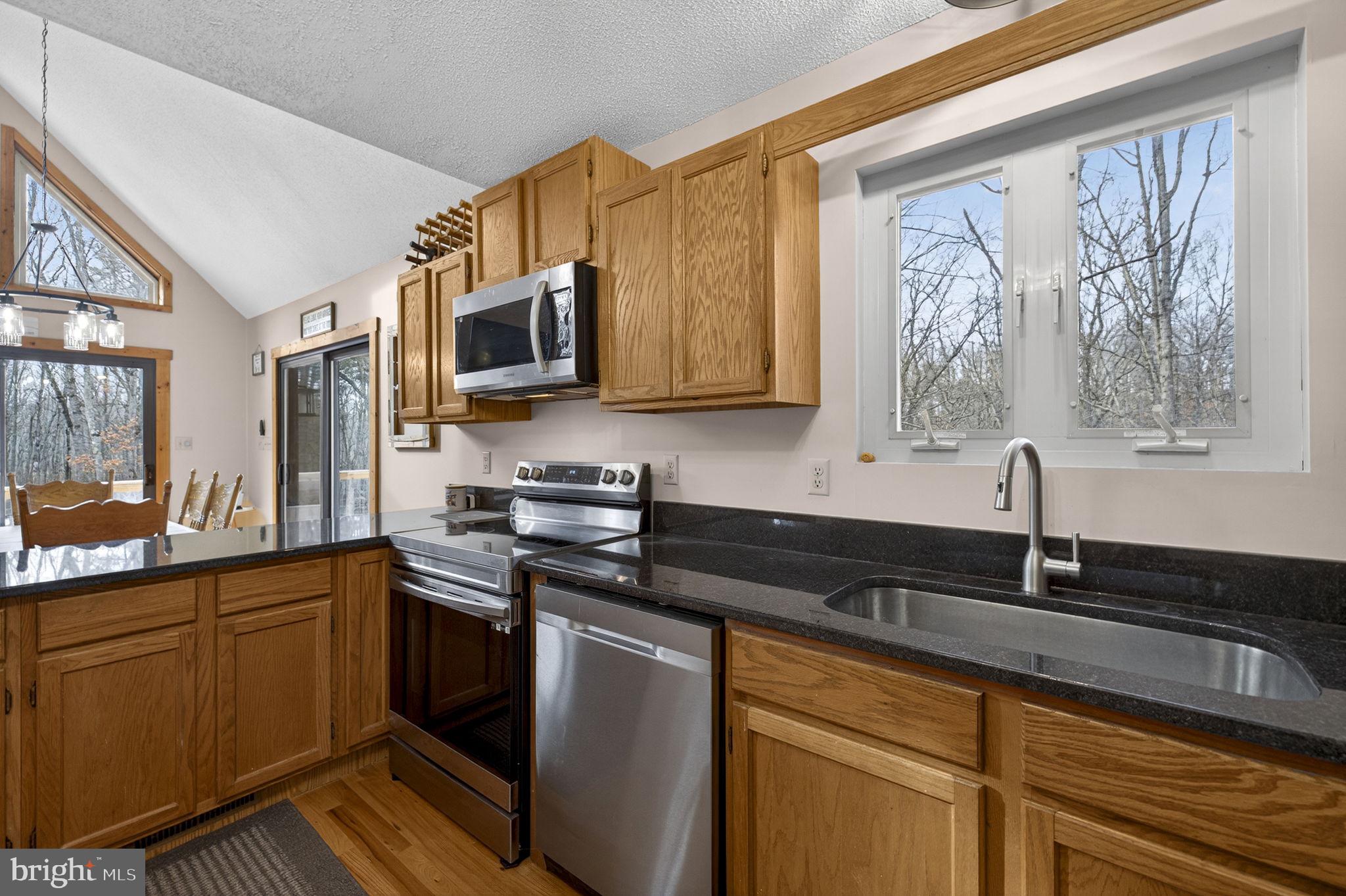 THE CROSSING AT GREAT CACAPON - Residential