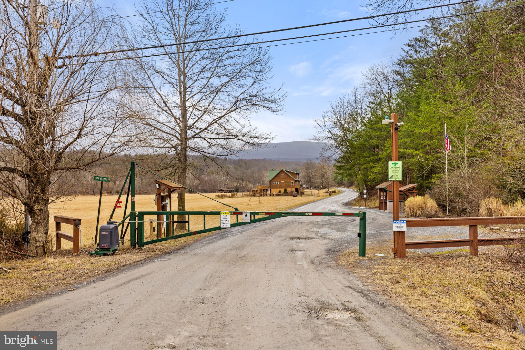 THE CROSSING AT GREAT CACAPON - Residential