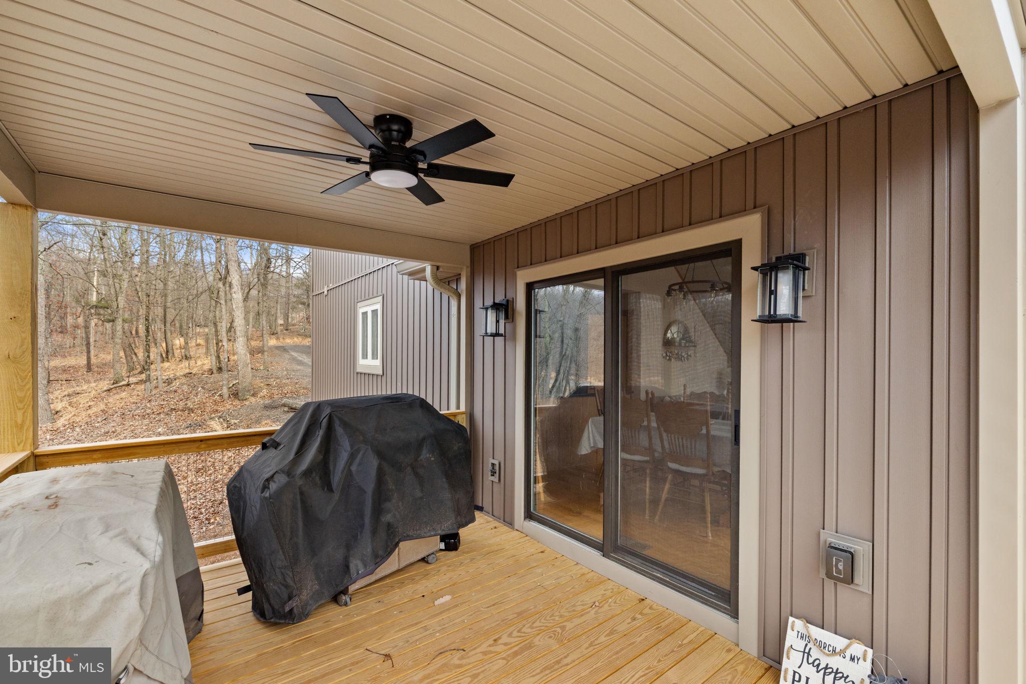 THE CROSSING AT GREAT CACAPON - Residential