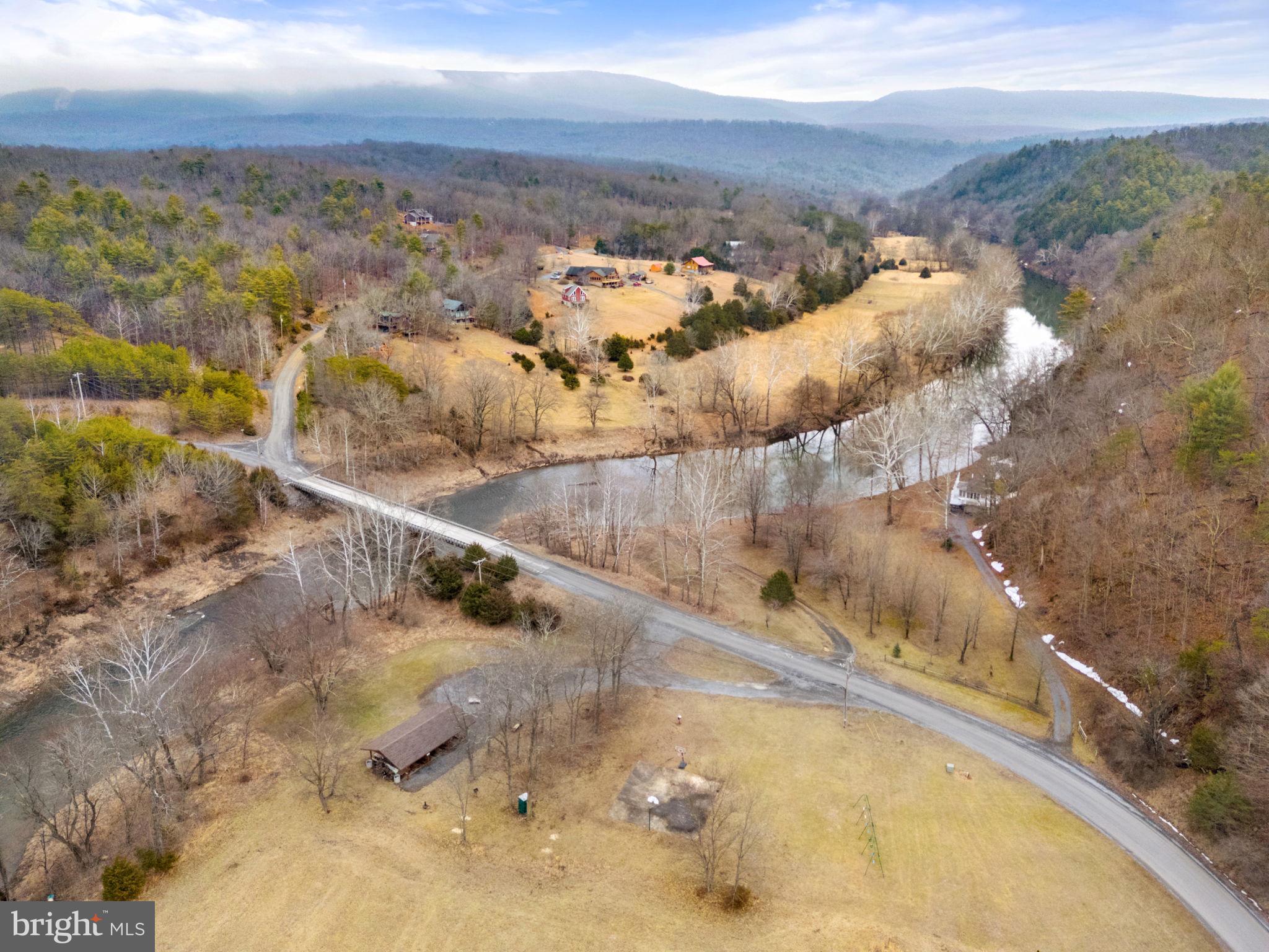 THE CROSSING AT GREAT CACAPON - Residential