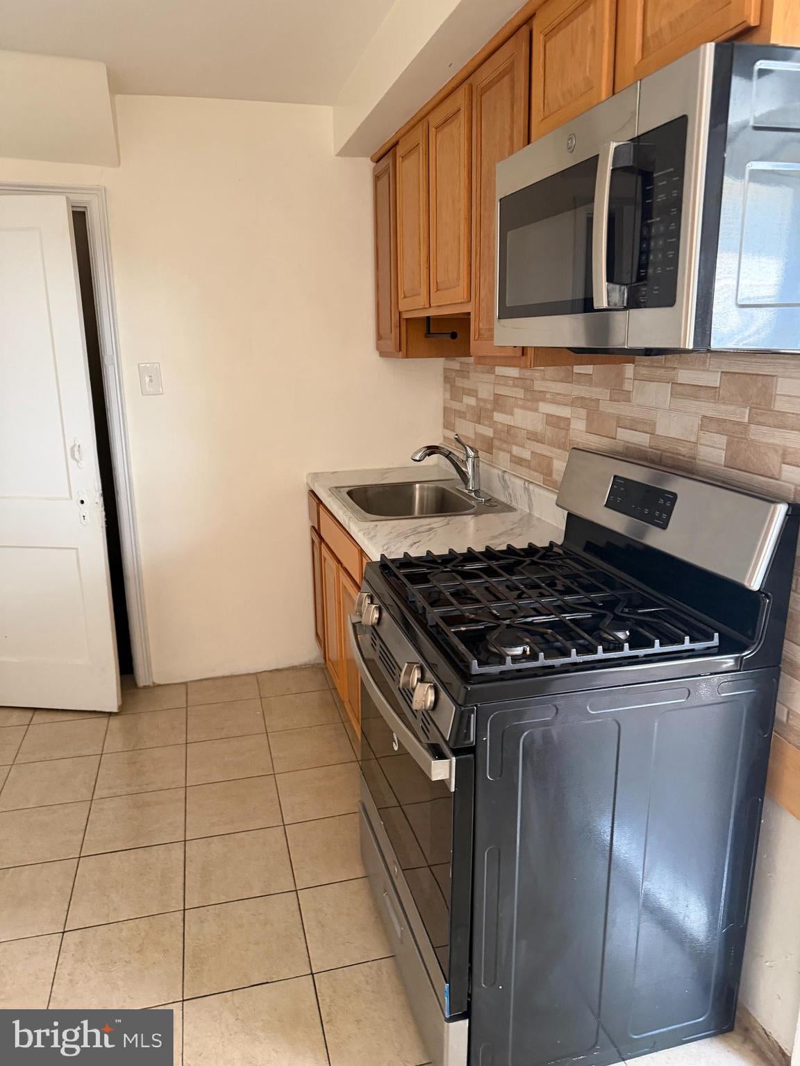 4103 I STREET