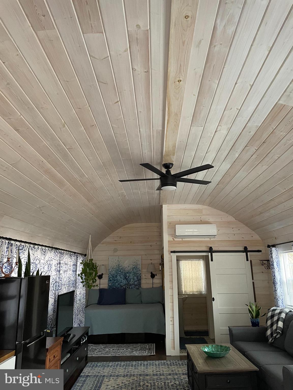 DOGWOOD FLATS - Residential